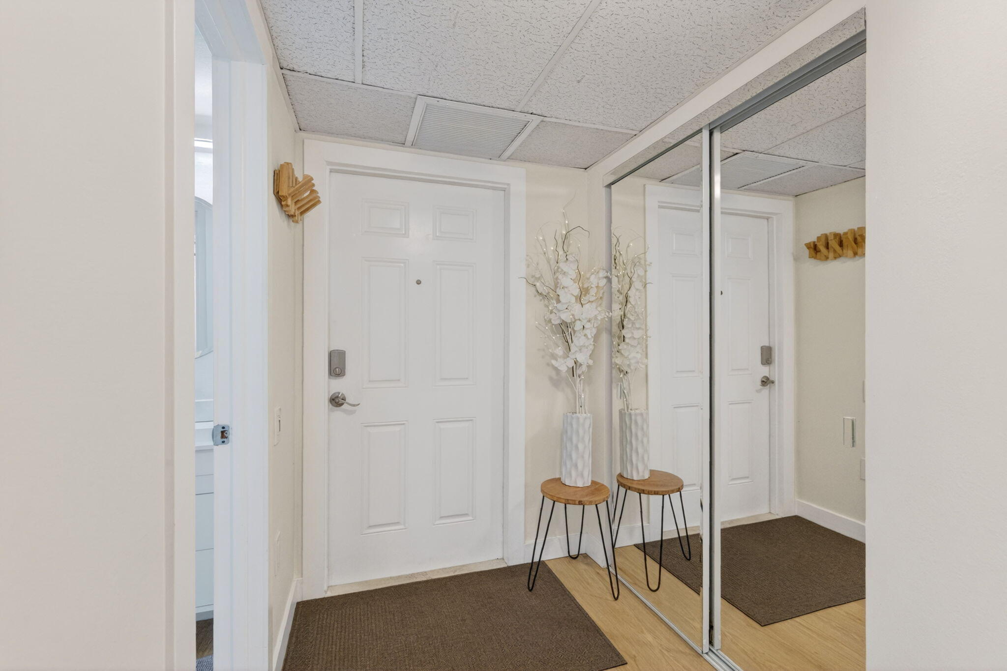 LIME BAY CONDOMINIUM 1 - Residential
