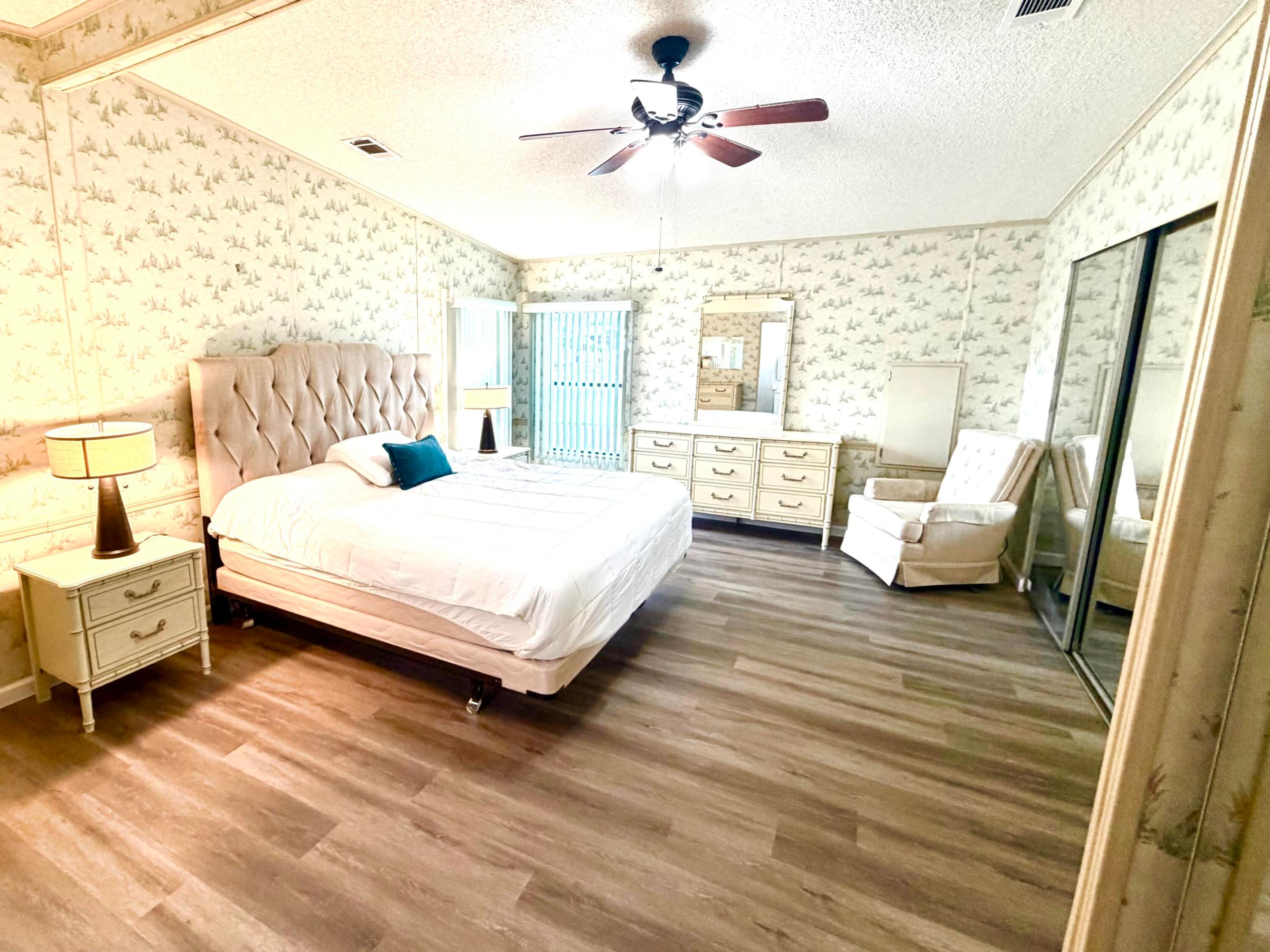 SEMINOLE COVE CONDOMINIUM - Residential