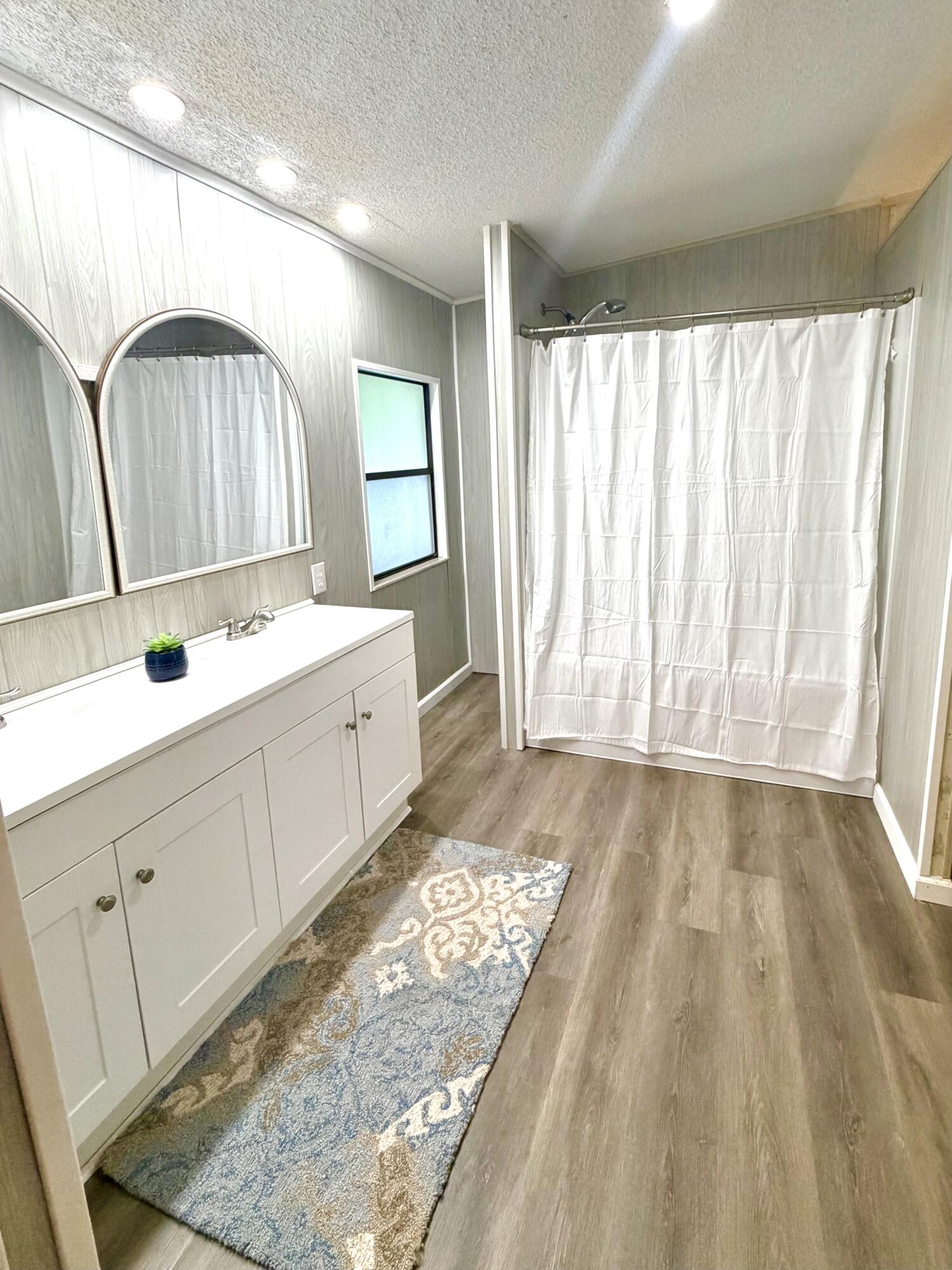 SEMINOLE COVE CONDOMINIUM - Residential