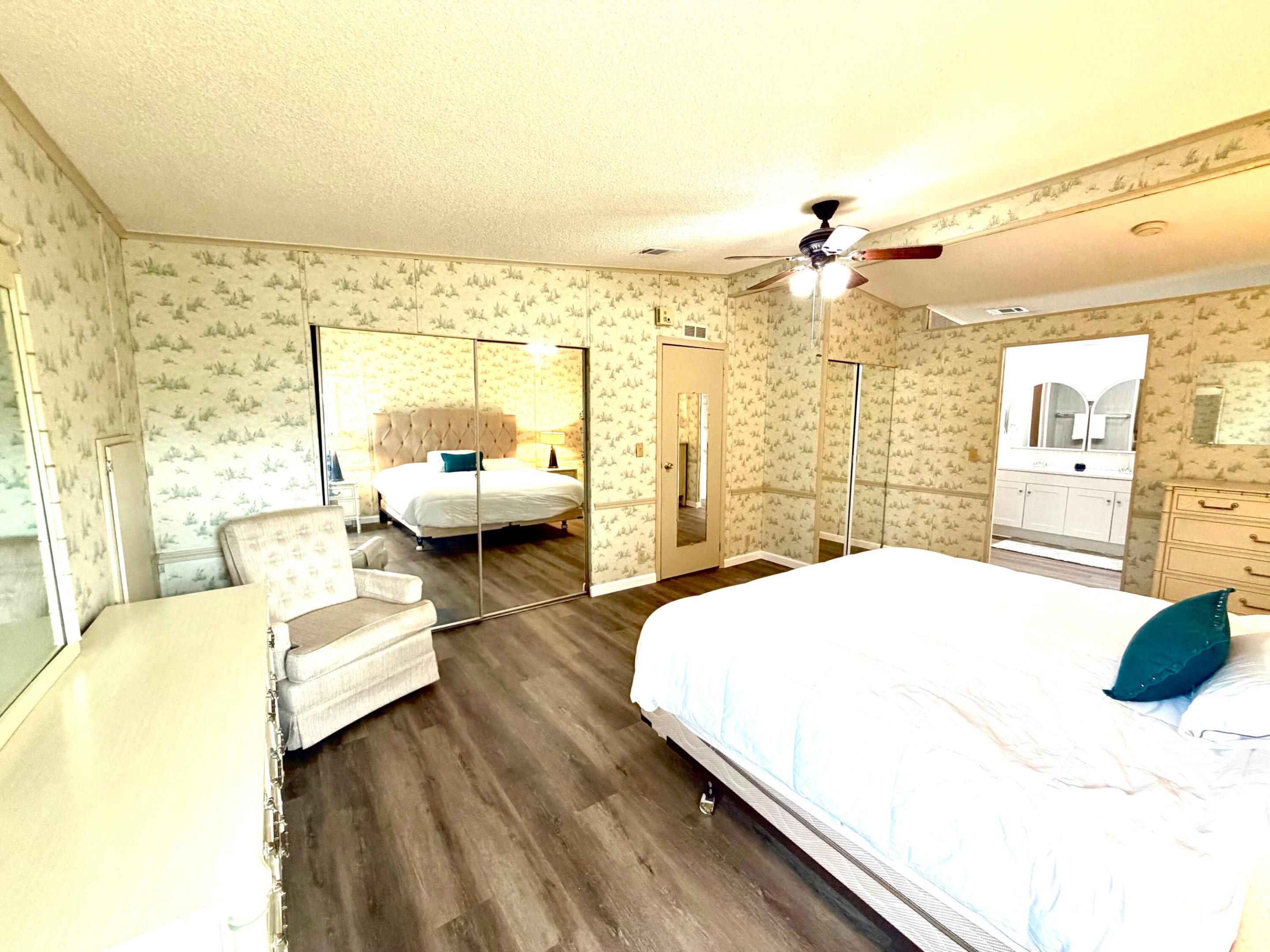 SEMINOLE COVE CONDOMINIUM - Residential