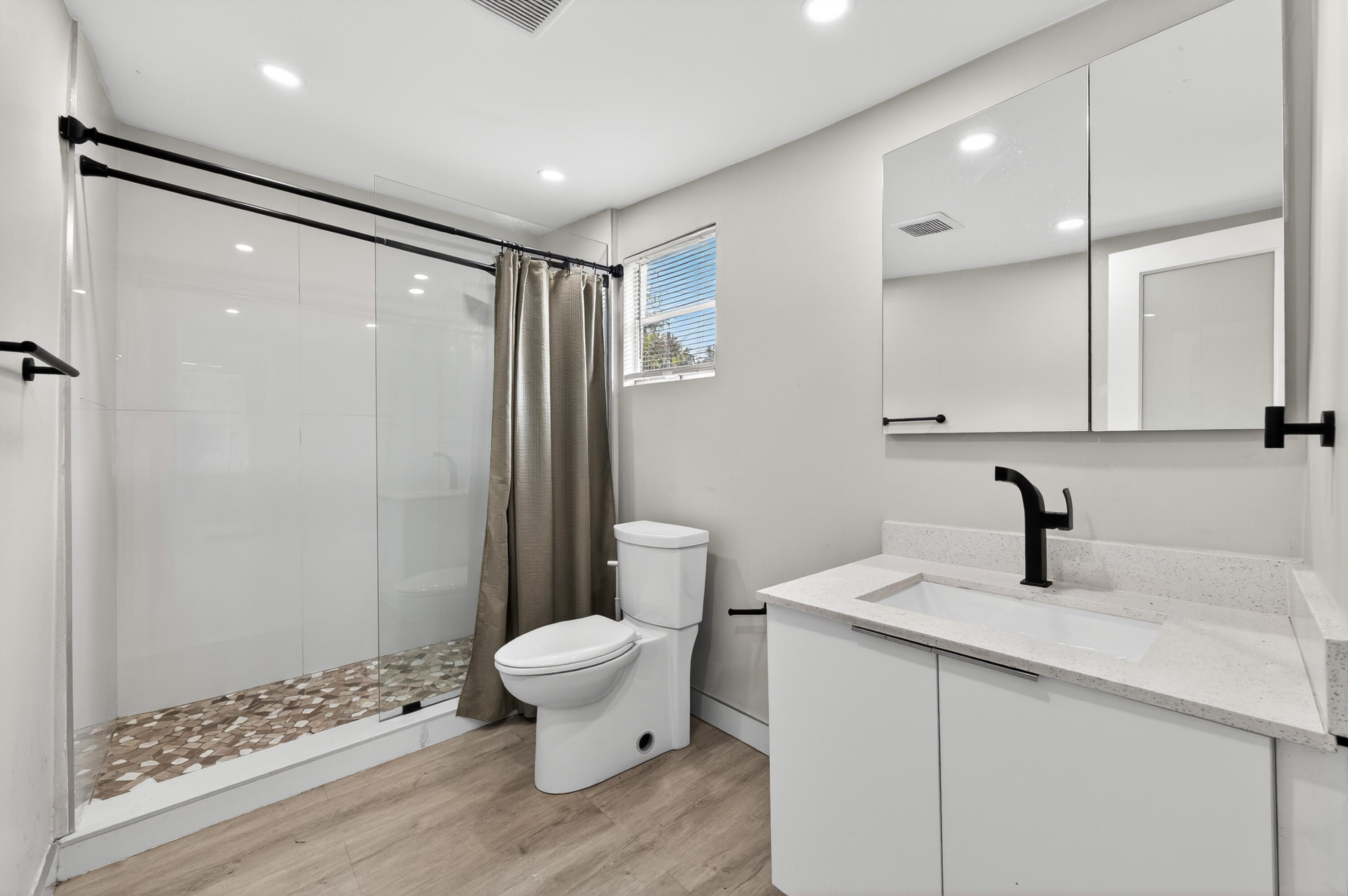 PARKWAY PLACE - Residential