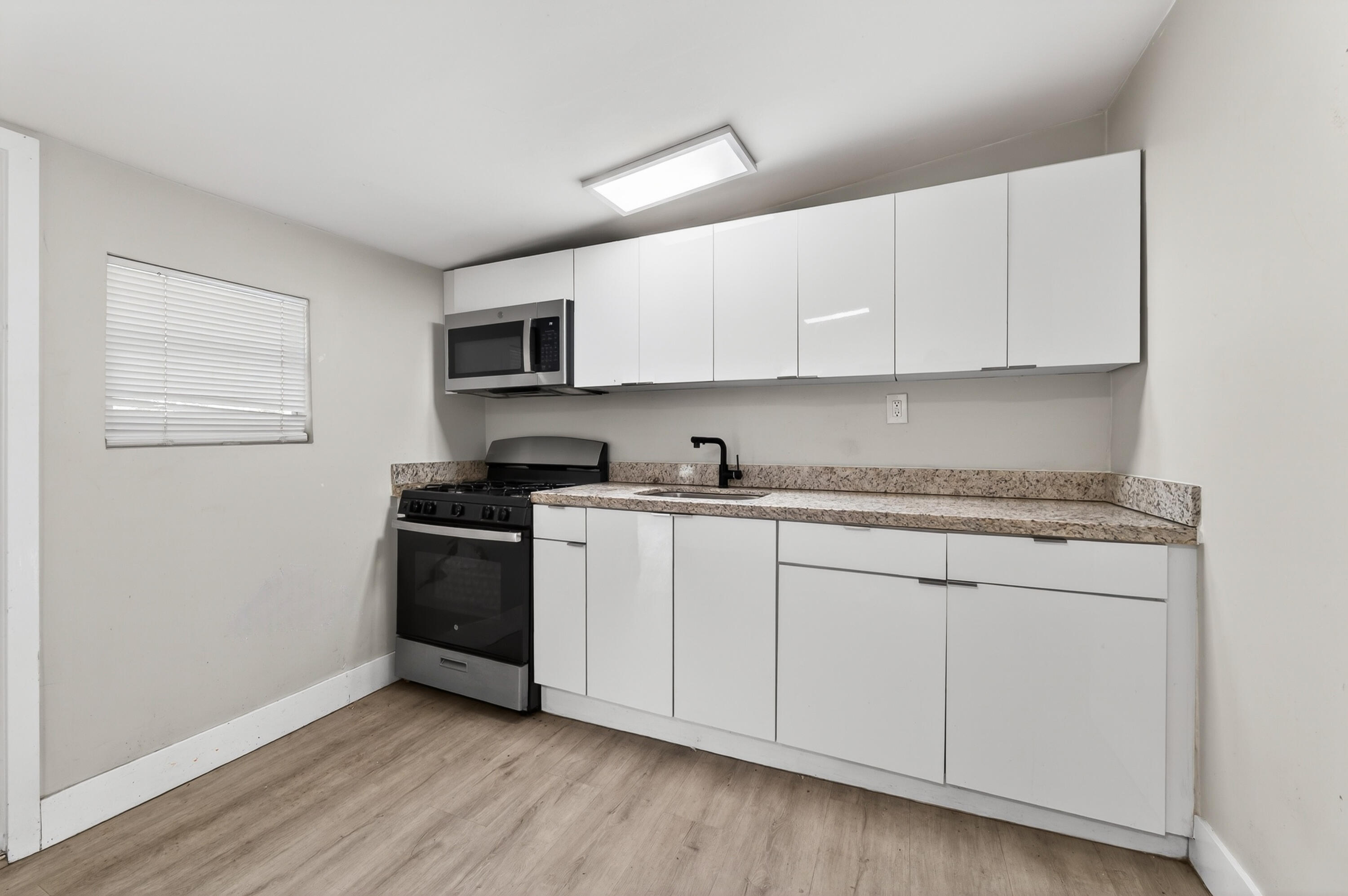 PARKWAY PLACE - Residential