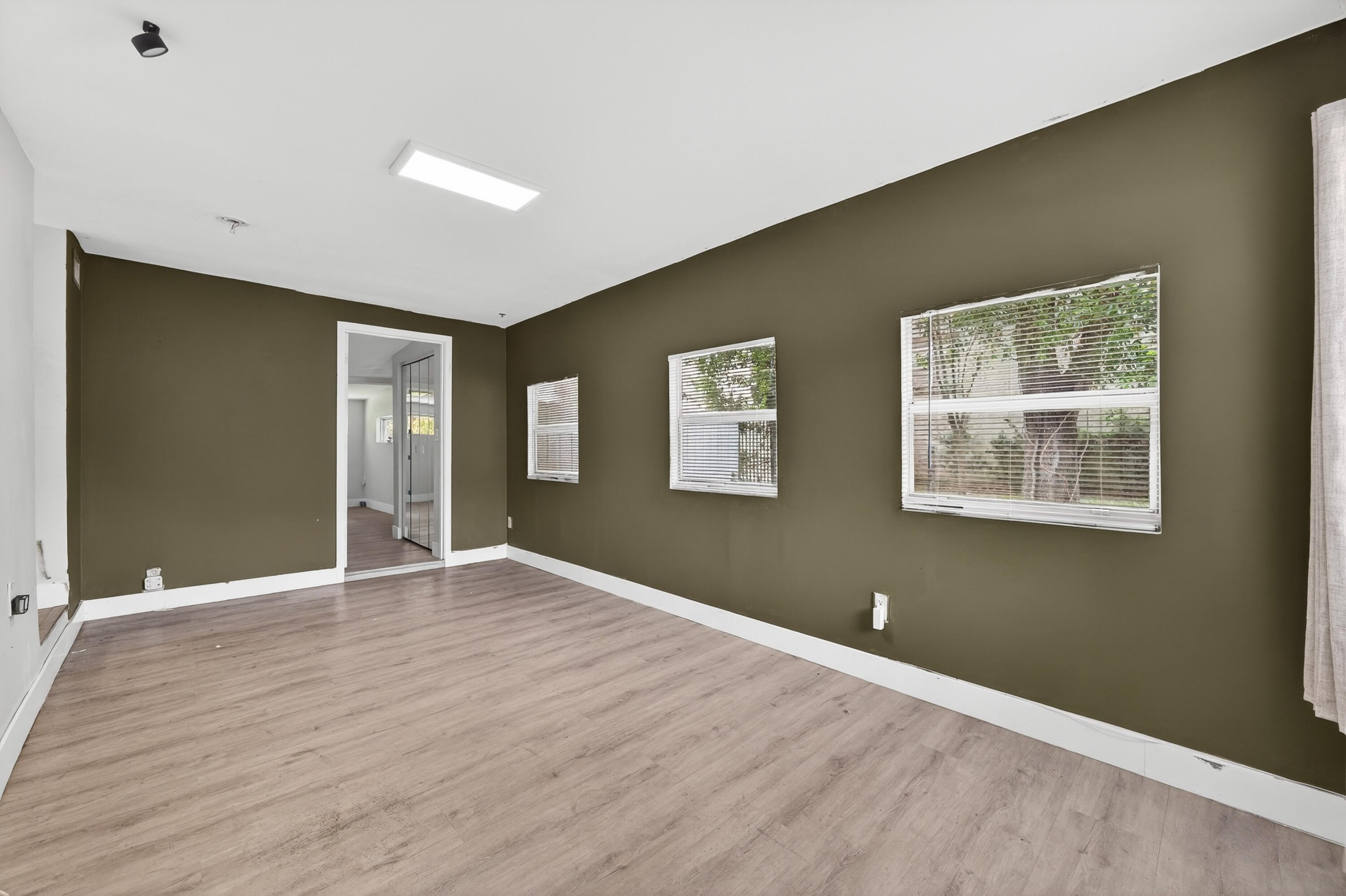 PARKWAY PLACE - Residential