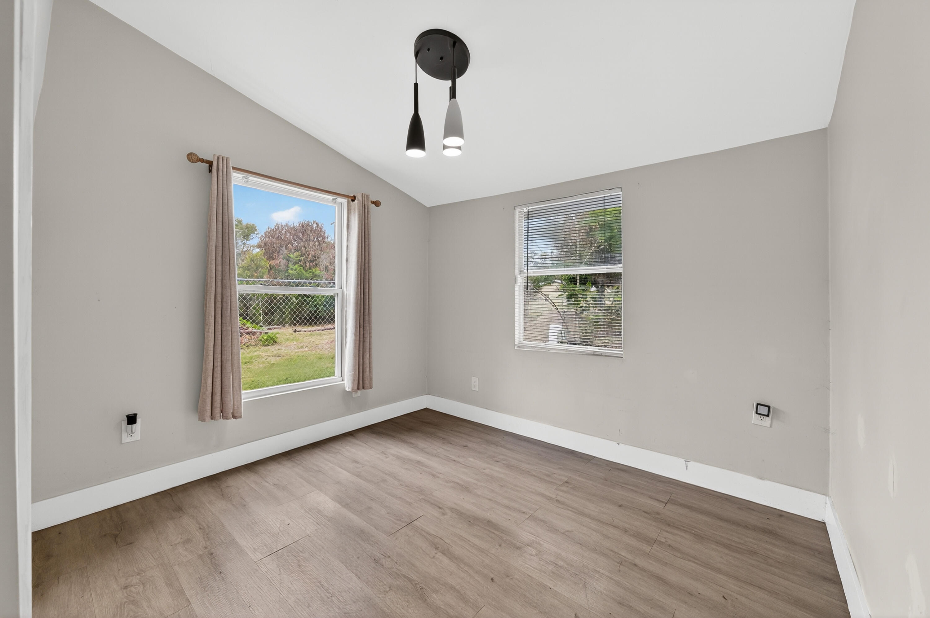 PARKWAY PLACE - Residential