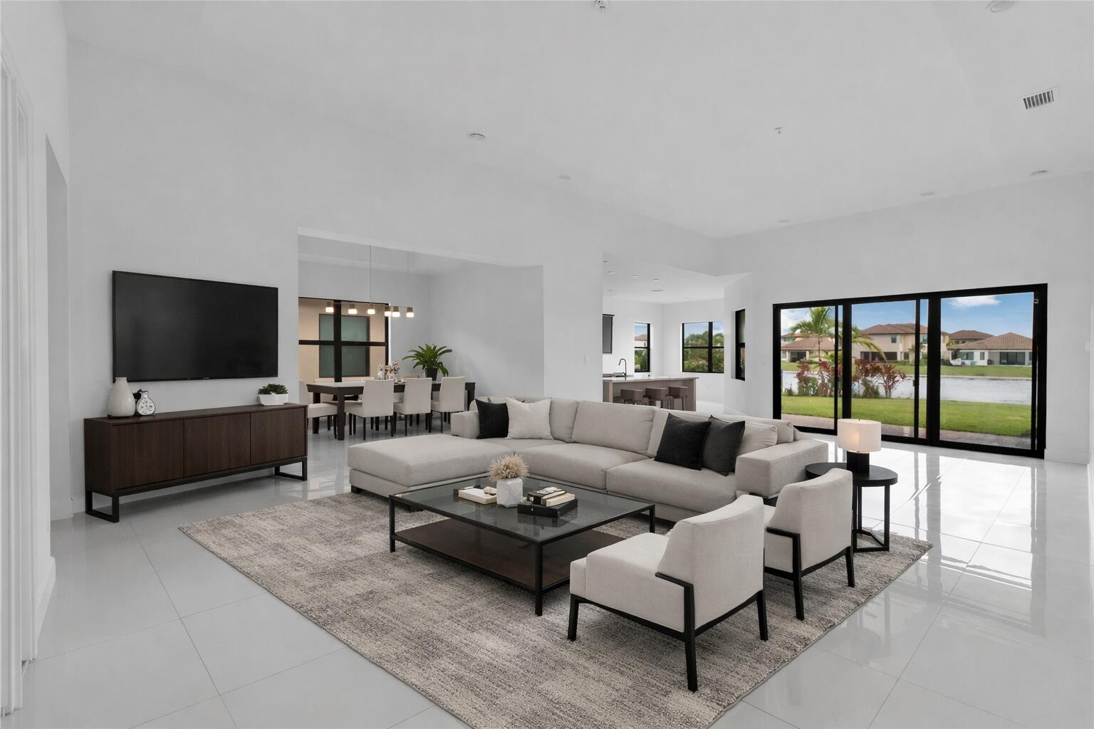 PARKLAND BAY - Residential