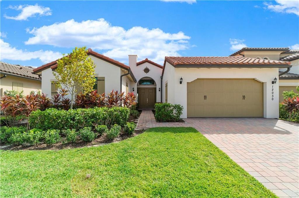 This beautiful single story Cottonwood model is located in the prestigious gated community of Parkland Bay. There is 2,677 sq ft of well designed living space featuring 4 bedrooms, 4 bathrooms, a spacious great room opened to the kitchen, a formal dining room, a bright breakfast area and a two car garage. The home sits on an 8,235 sq ft lot with serene lake views! Parkland Bay offers fantastic amenities including a 24 - hour guard gated entrance, a lakeside clubhouse with fitness center, a resort-style pool, tennis & basketball courts and playground all overlooking the community's expansive lake. Take this opportunity to enjoy luxury living in one of Parkland's most sought after neighborhoods.