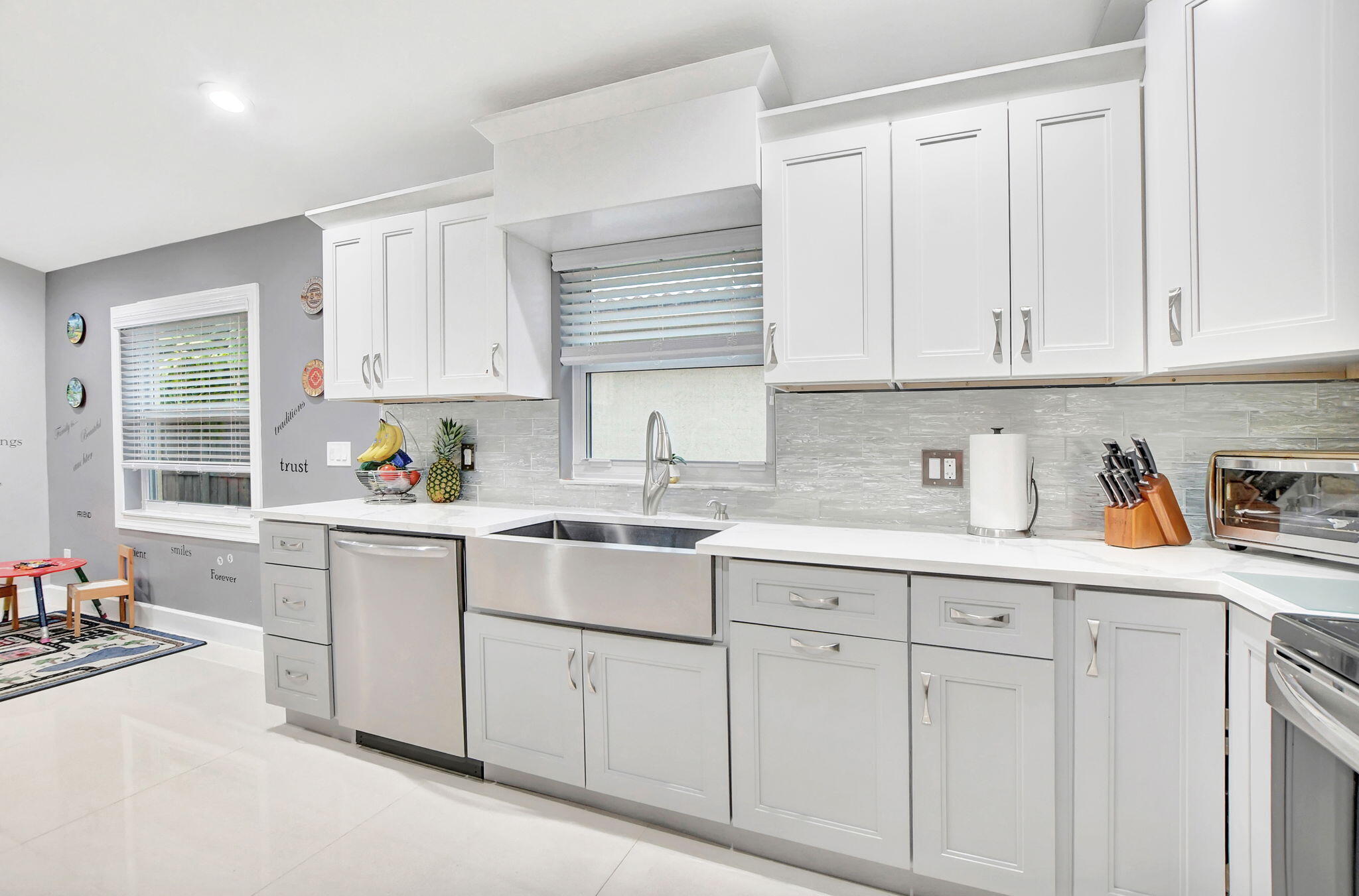 BOCA PINES 2 - Residential Lease