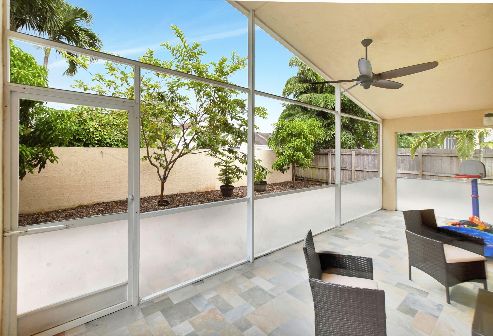 BOCA PINES 2 - Residential Lease