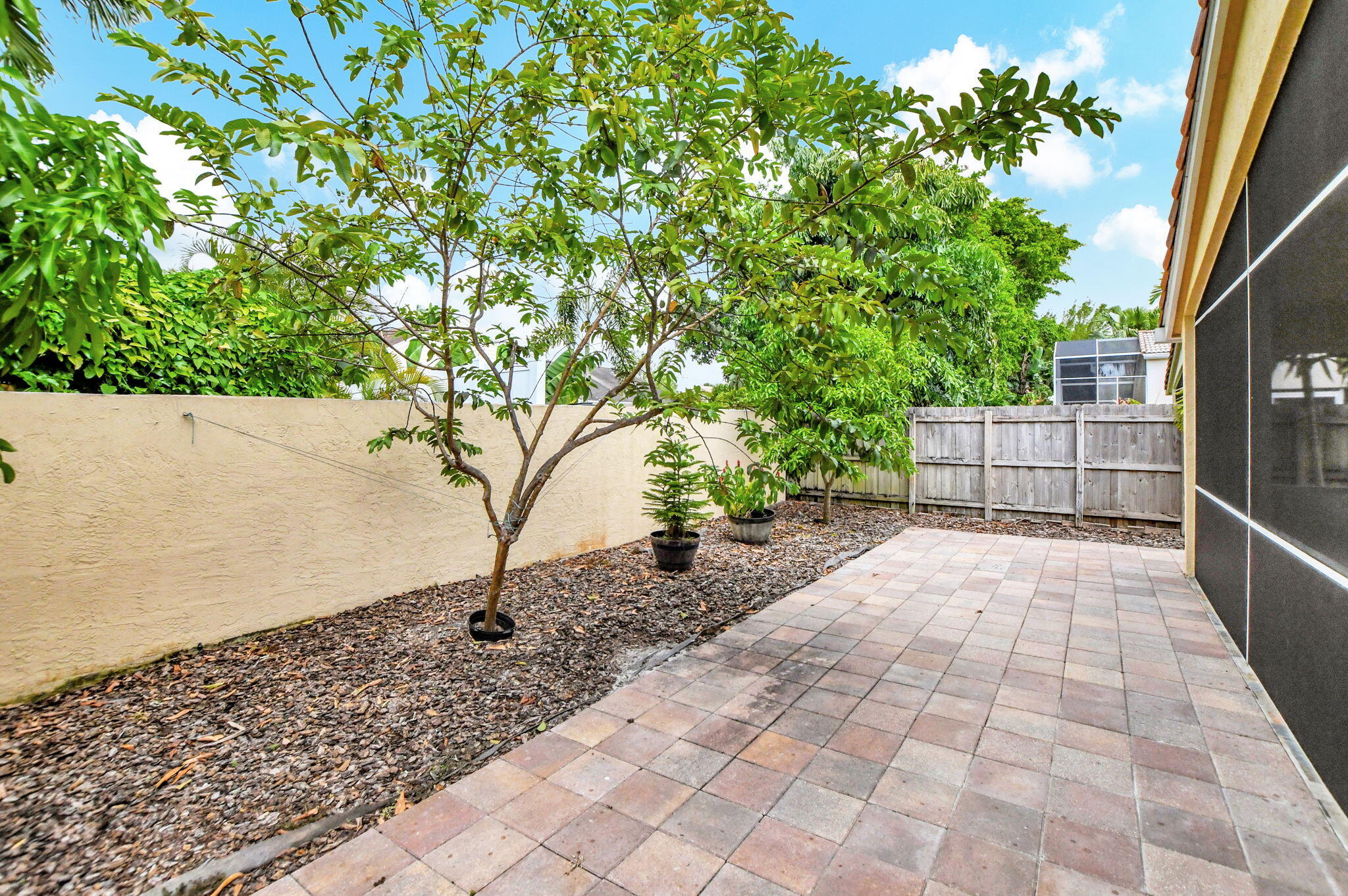 BOCA PINES 2 - Residential Lease