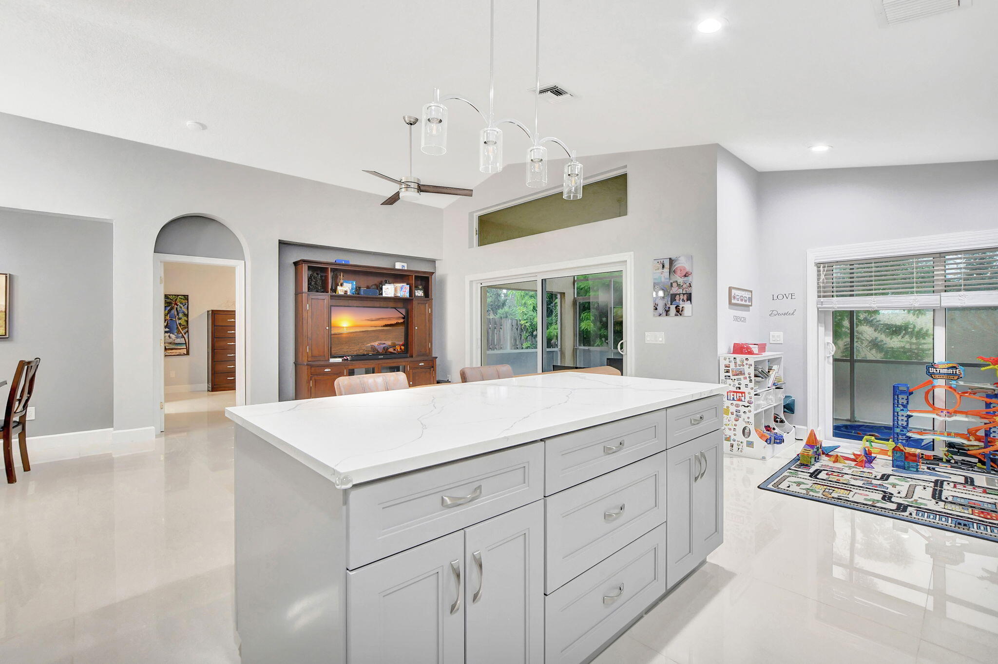 BOCA PINES 2 - Residential Lease