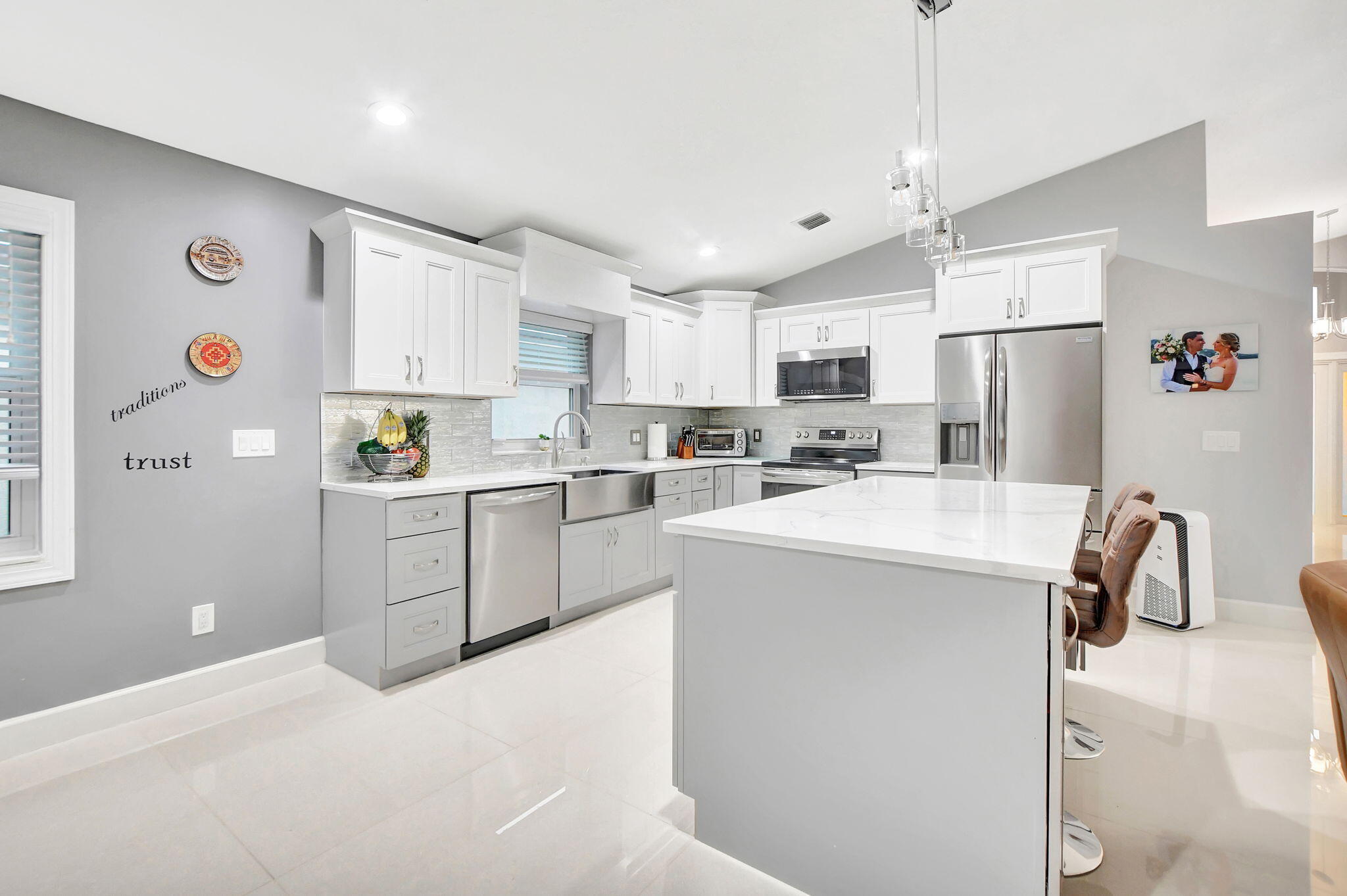 BOCA PINES 2 - Residential Lease