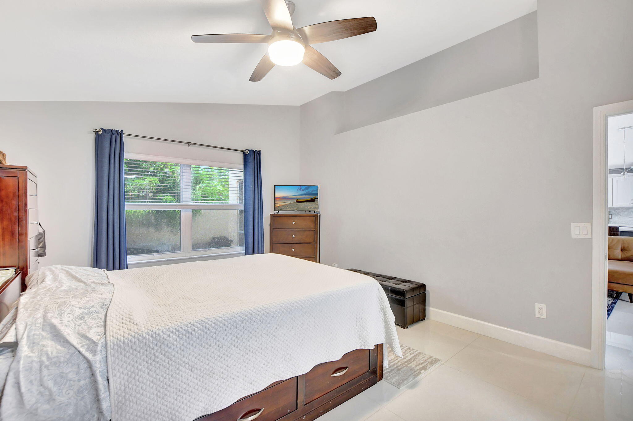 BOCA PINES 2 - Residential Lease