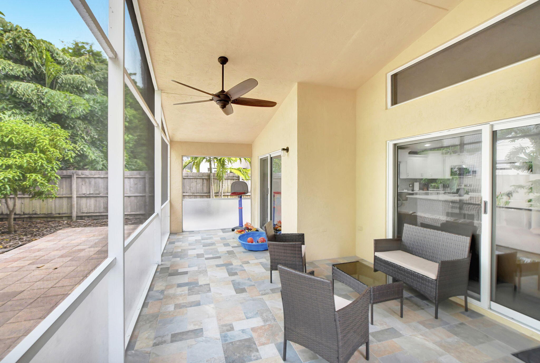 BOCA PINES 2 - Residential Lease