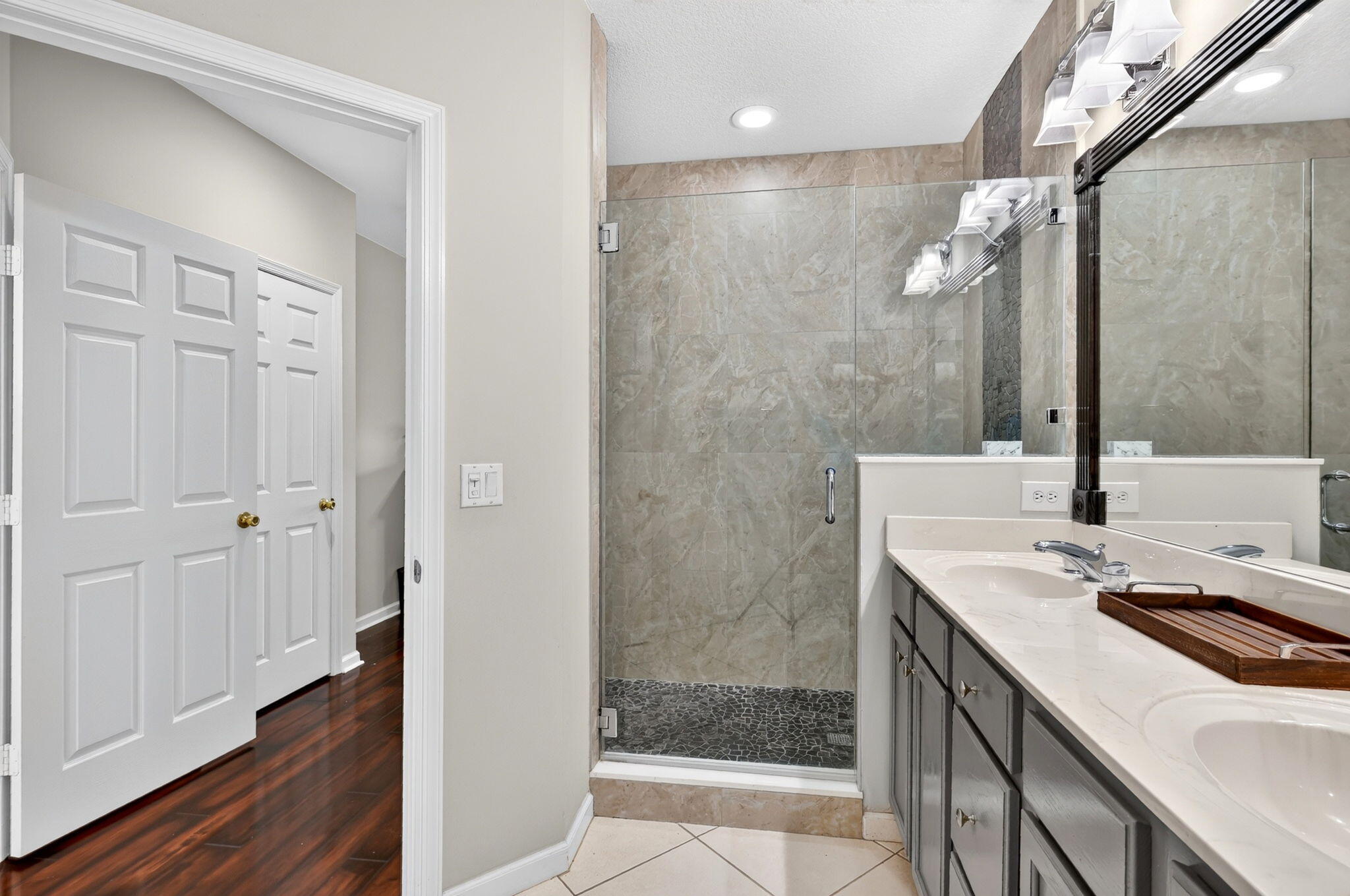 CASTLE PINES CONDOMINIUM - Residential