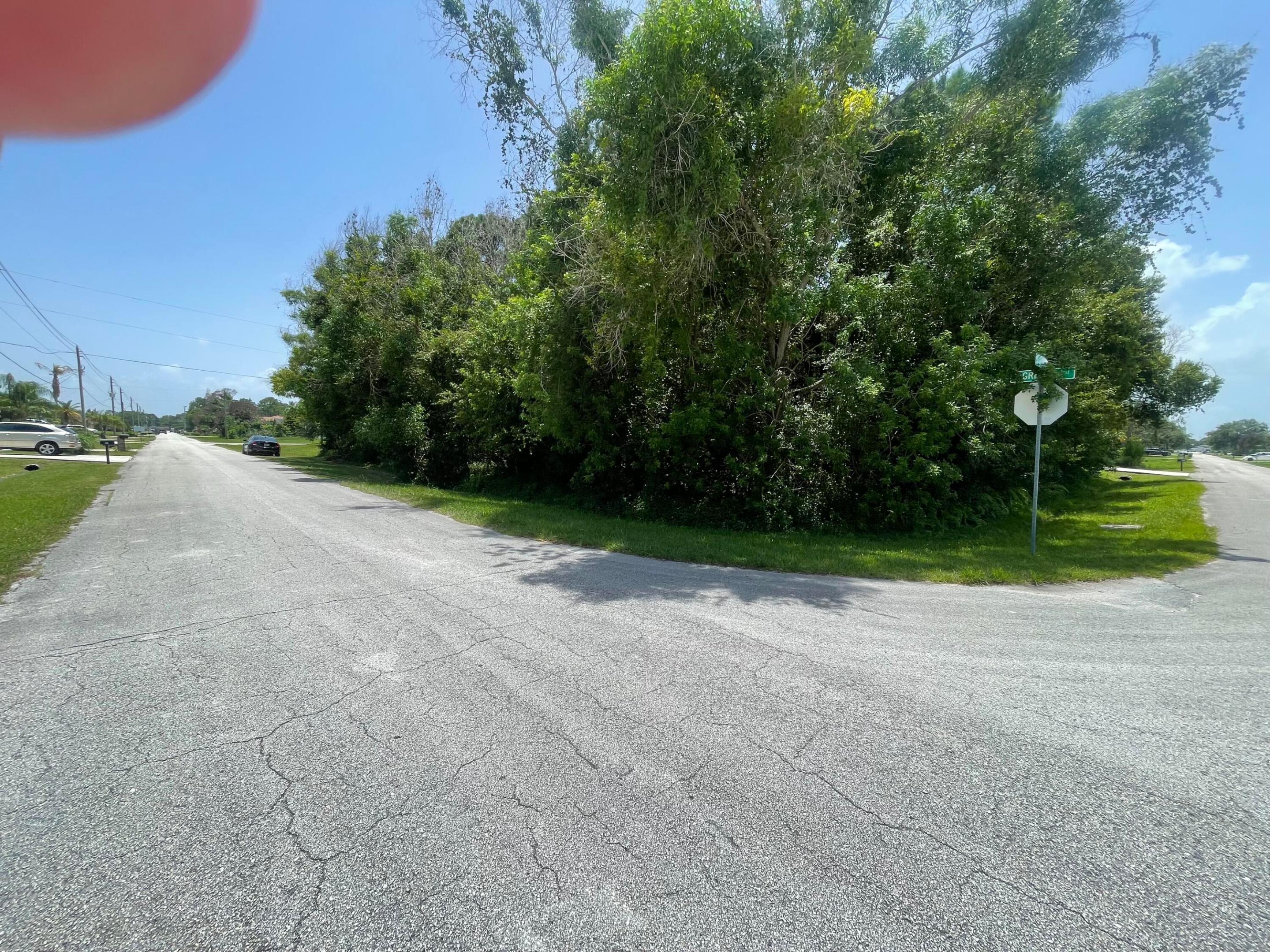 PORT ST LUCIE SECTION 25 - Land