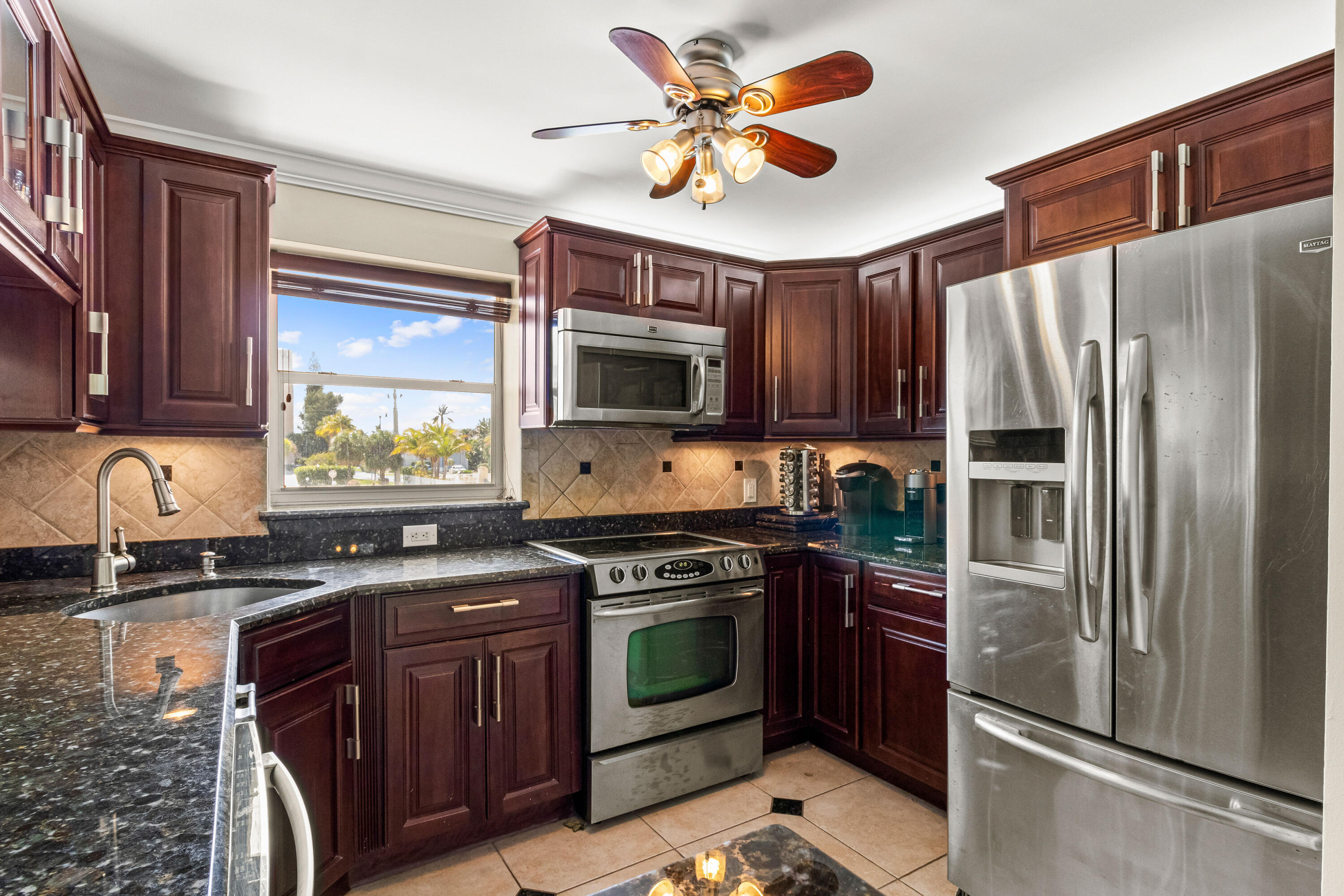 Horizon East Condo - Residential