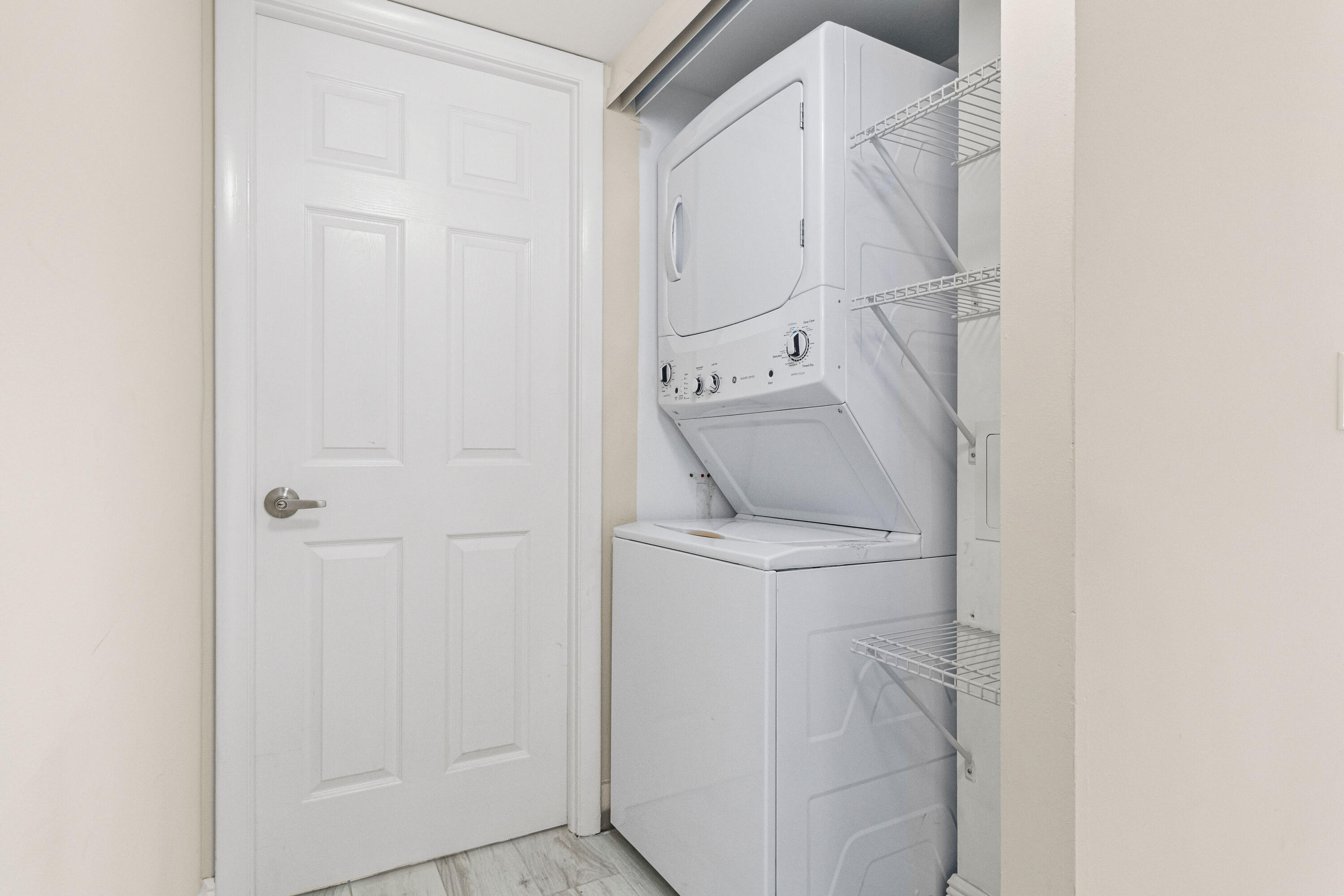 Horizon East Condo - Residential