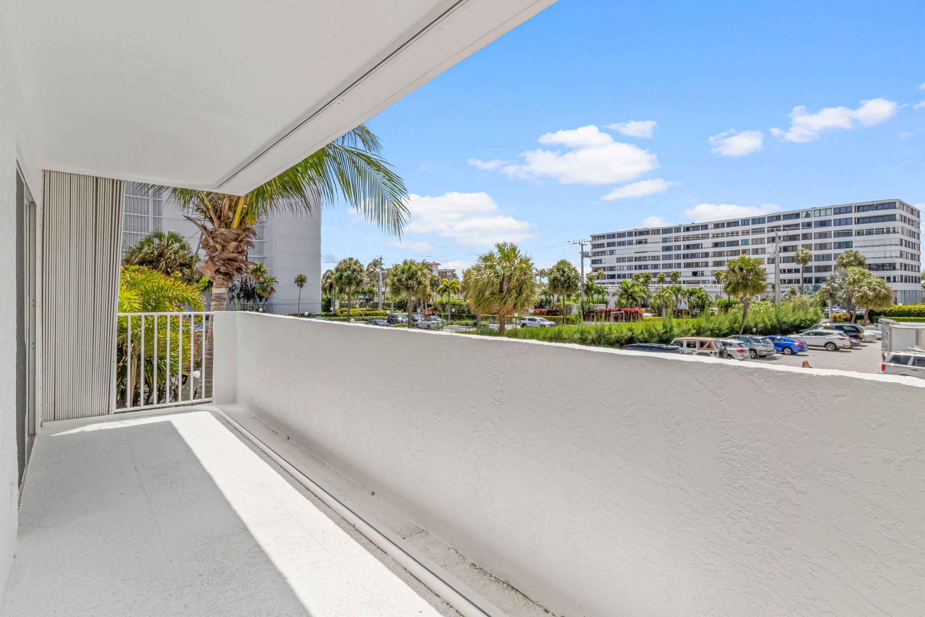 Horizon East Condo - Residential
