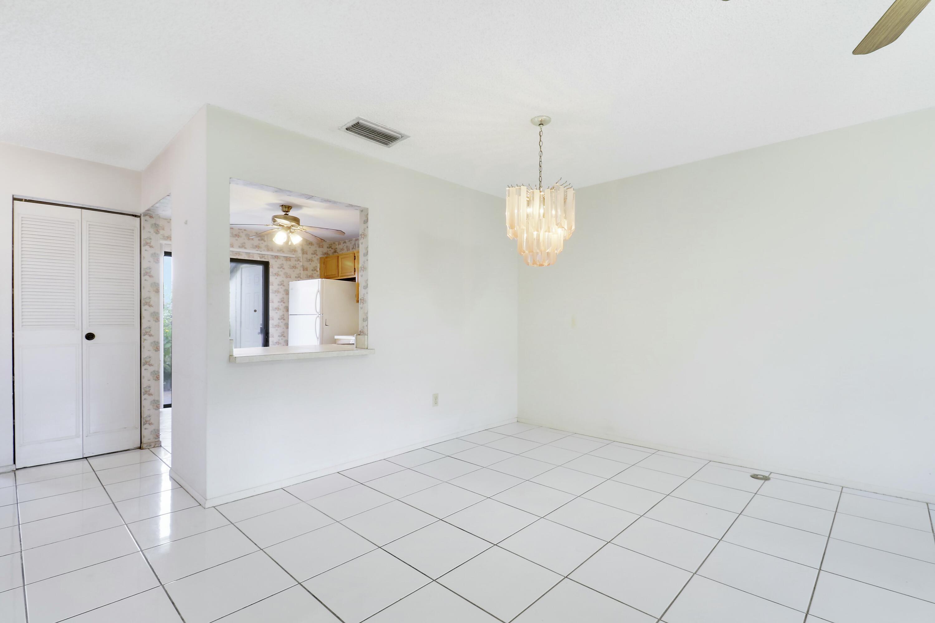STRATHMORE GATE I UNIT TWO - Residential