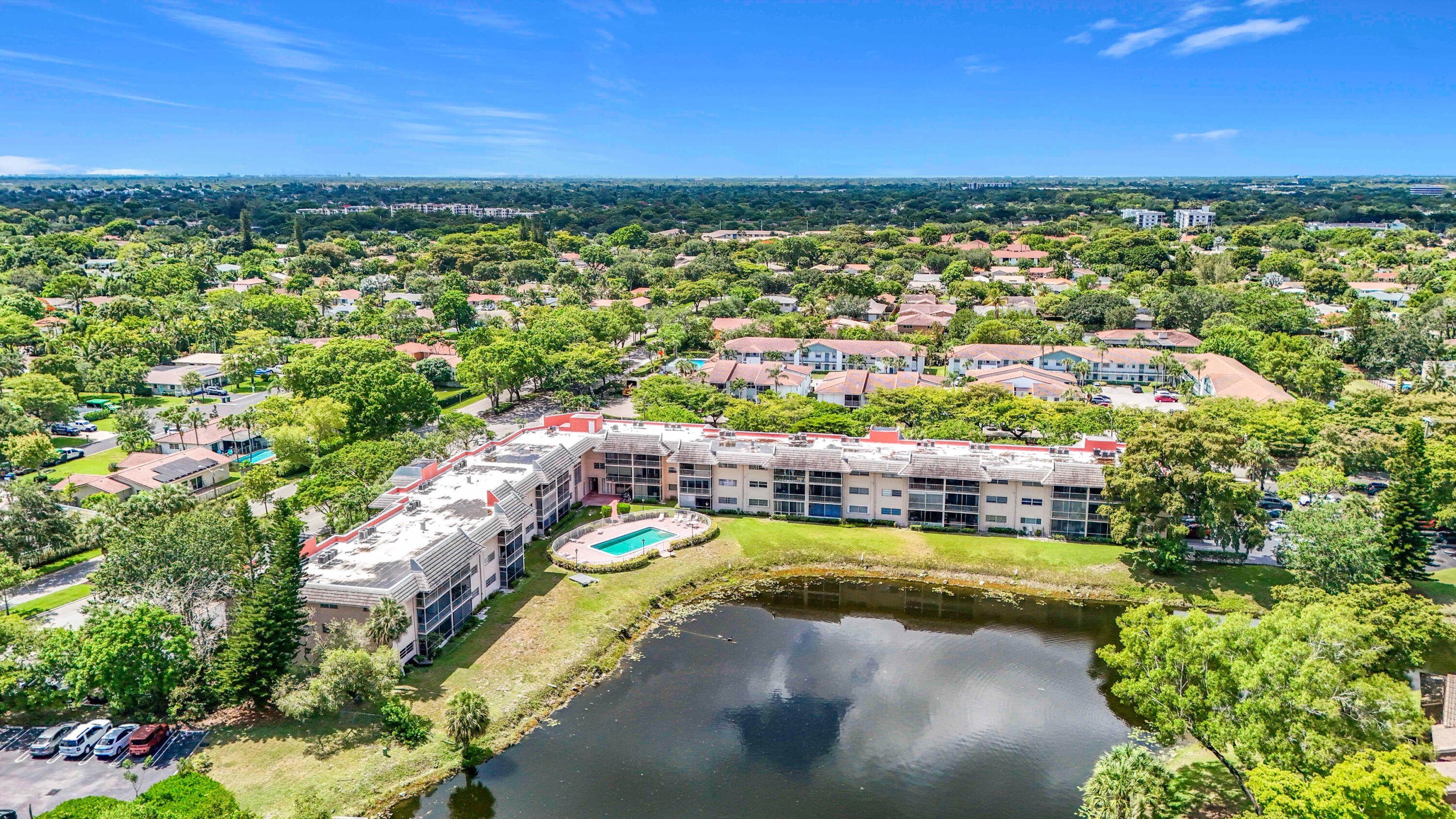 LAKE FOREST CONDO - Residential