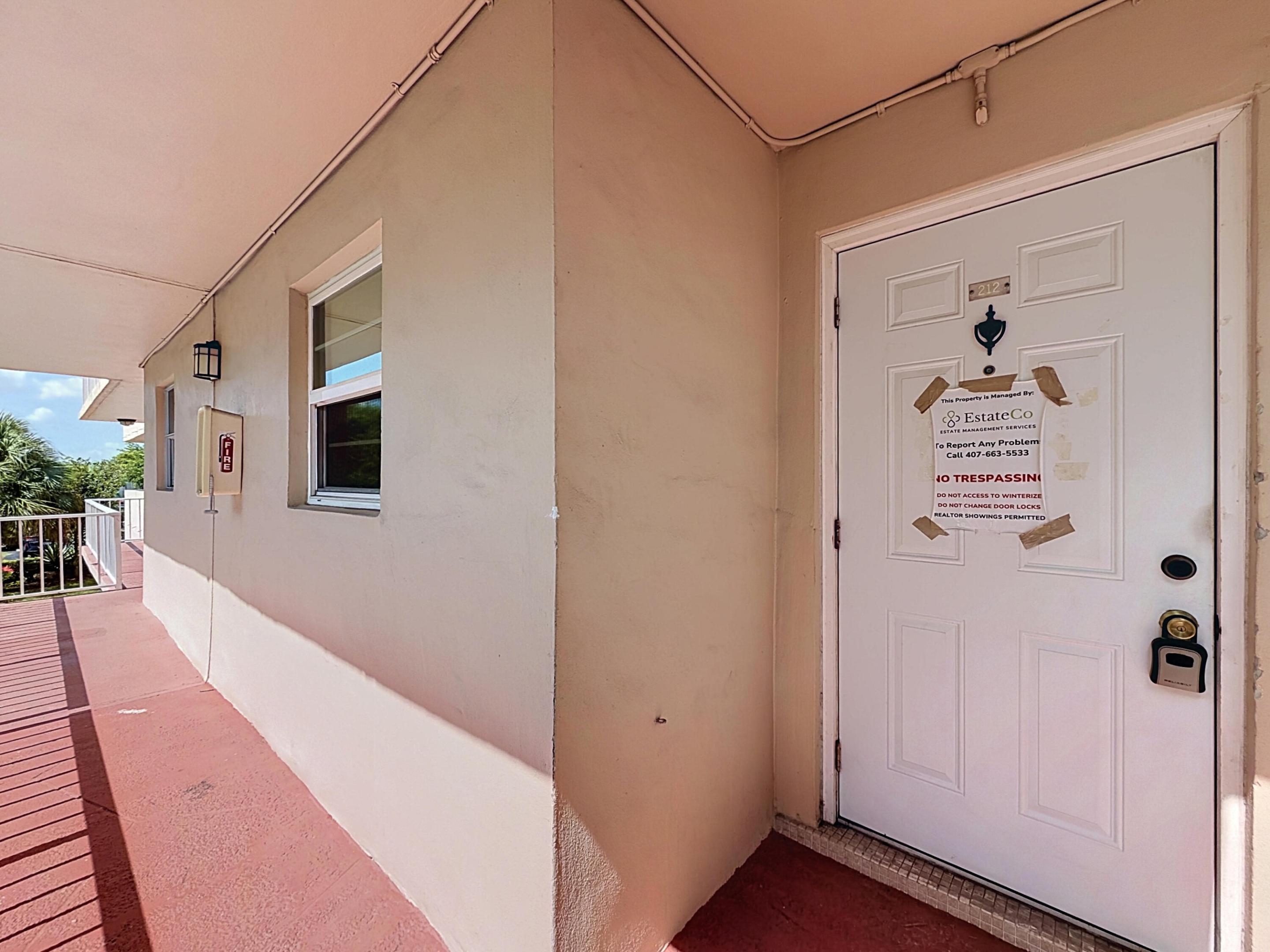 LAKE FOREST CONDO - Residential