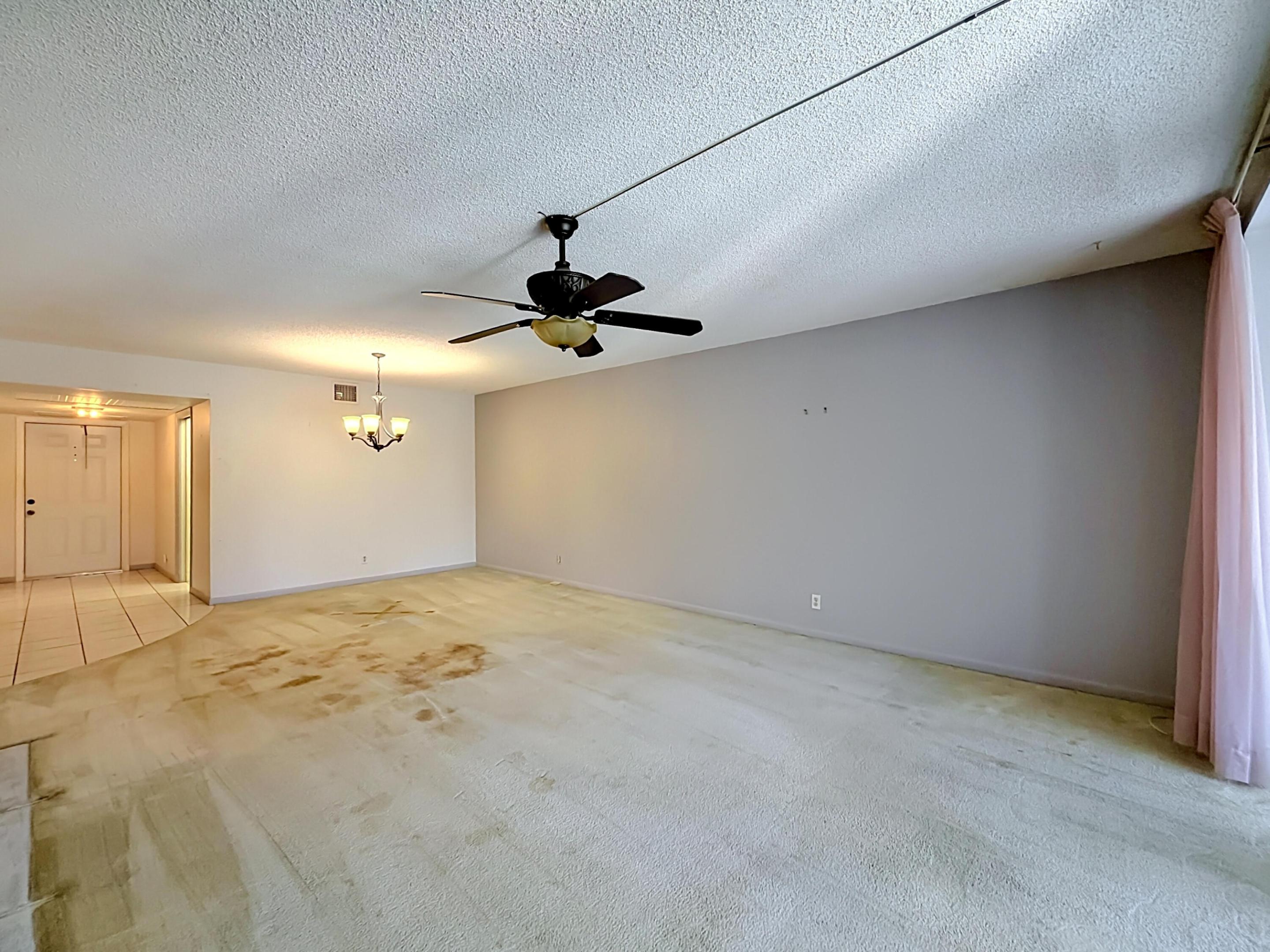 LAKE FOREST CONDO - Residential