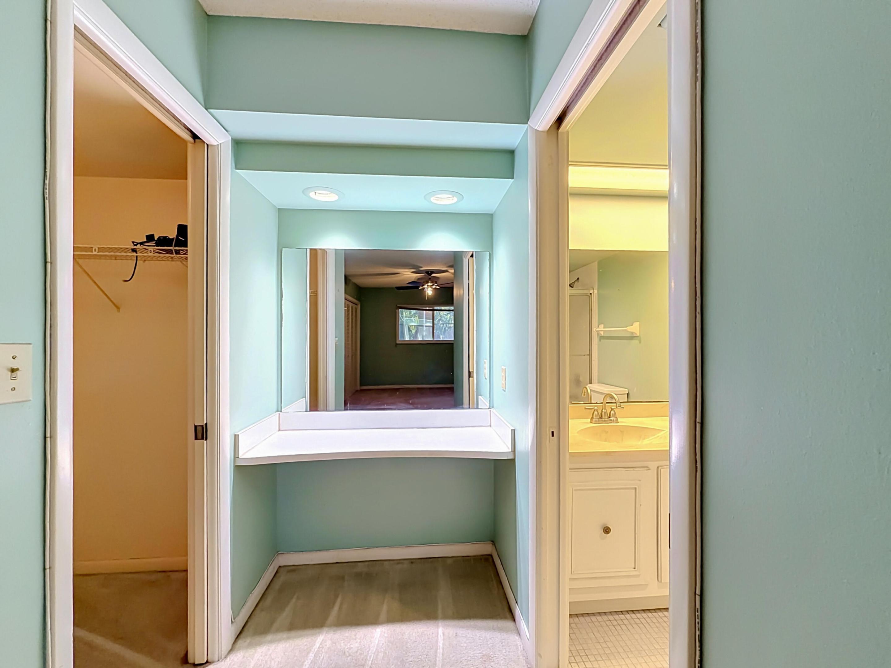 LAKE FOREST CONDO - Residential