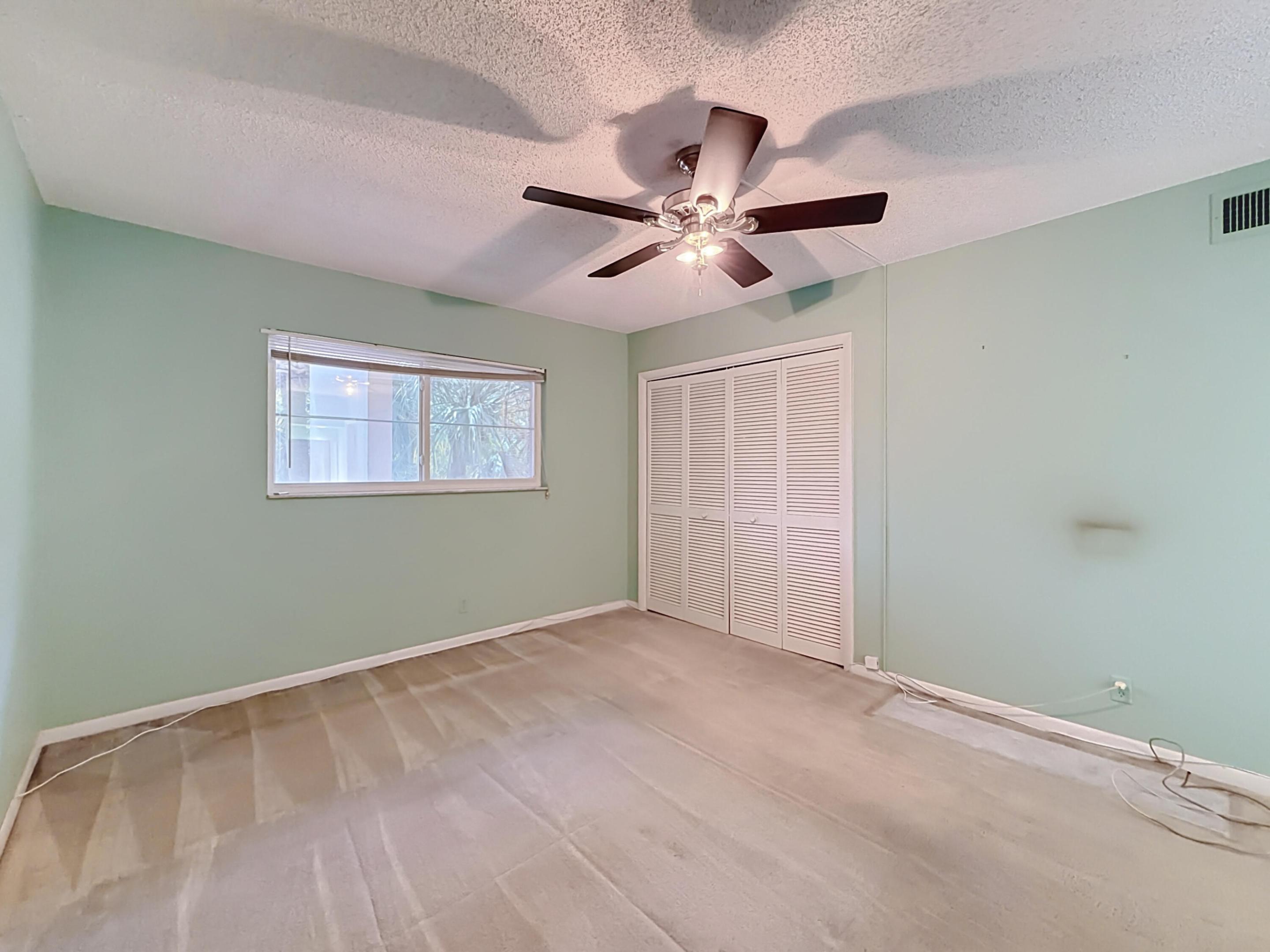 LAKE FOREST CONDO - Residential
