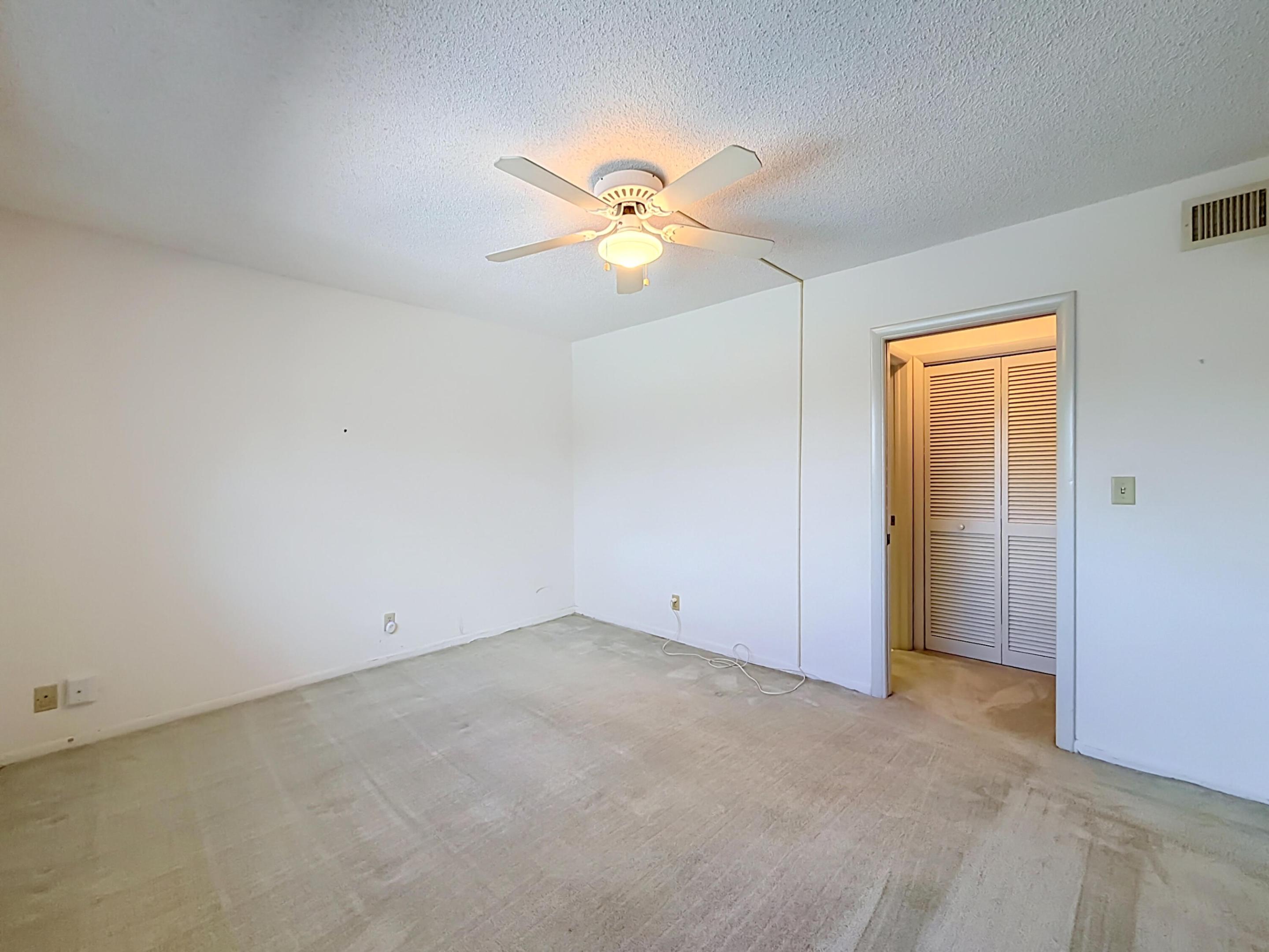 LAKE FOREST CONDO - Residential
