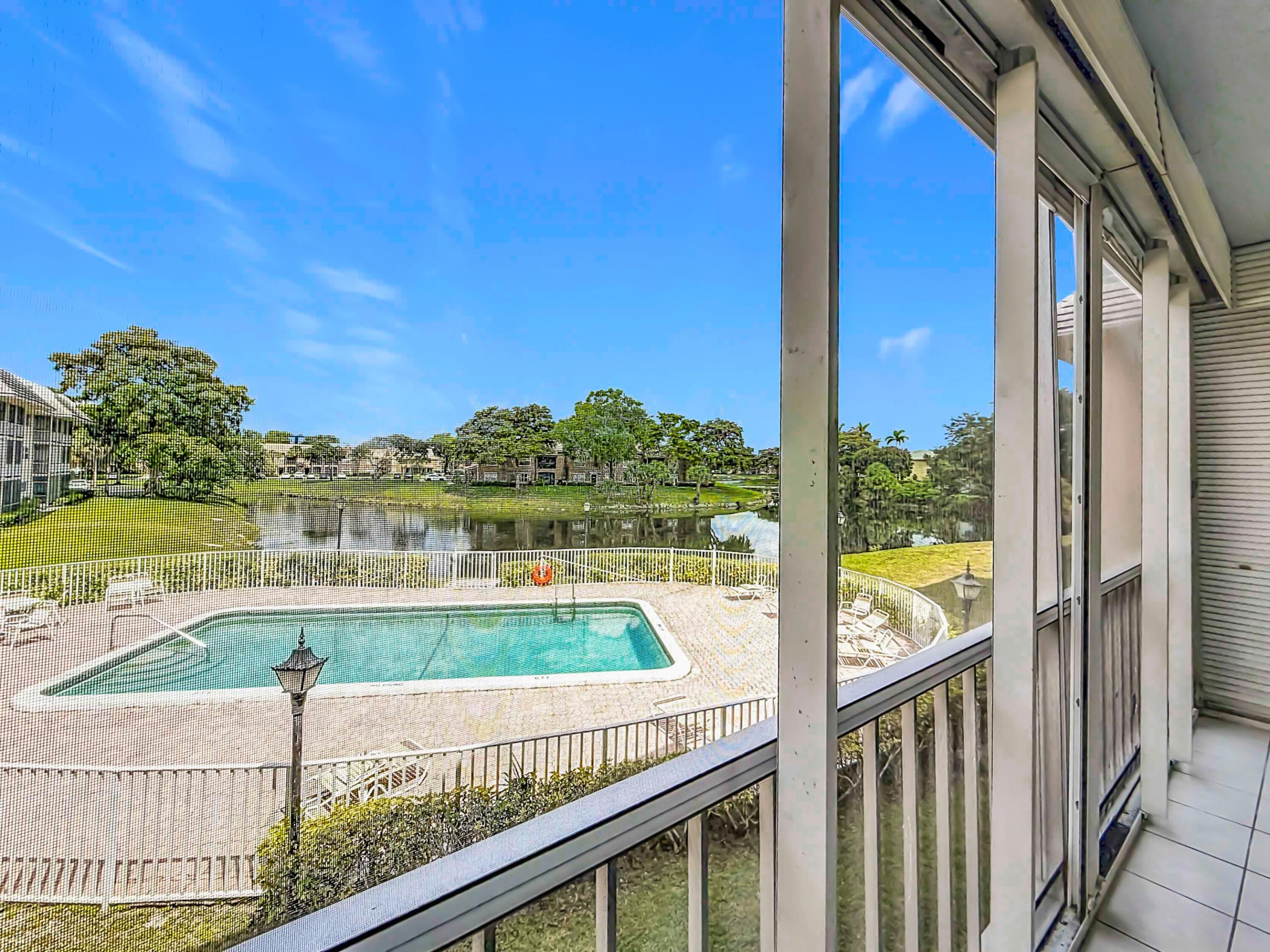 LAKE FOREST CONDO - Residential