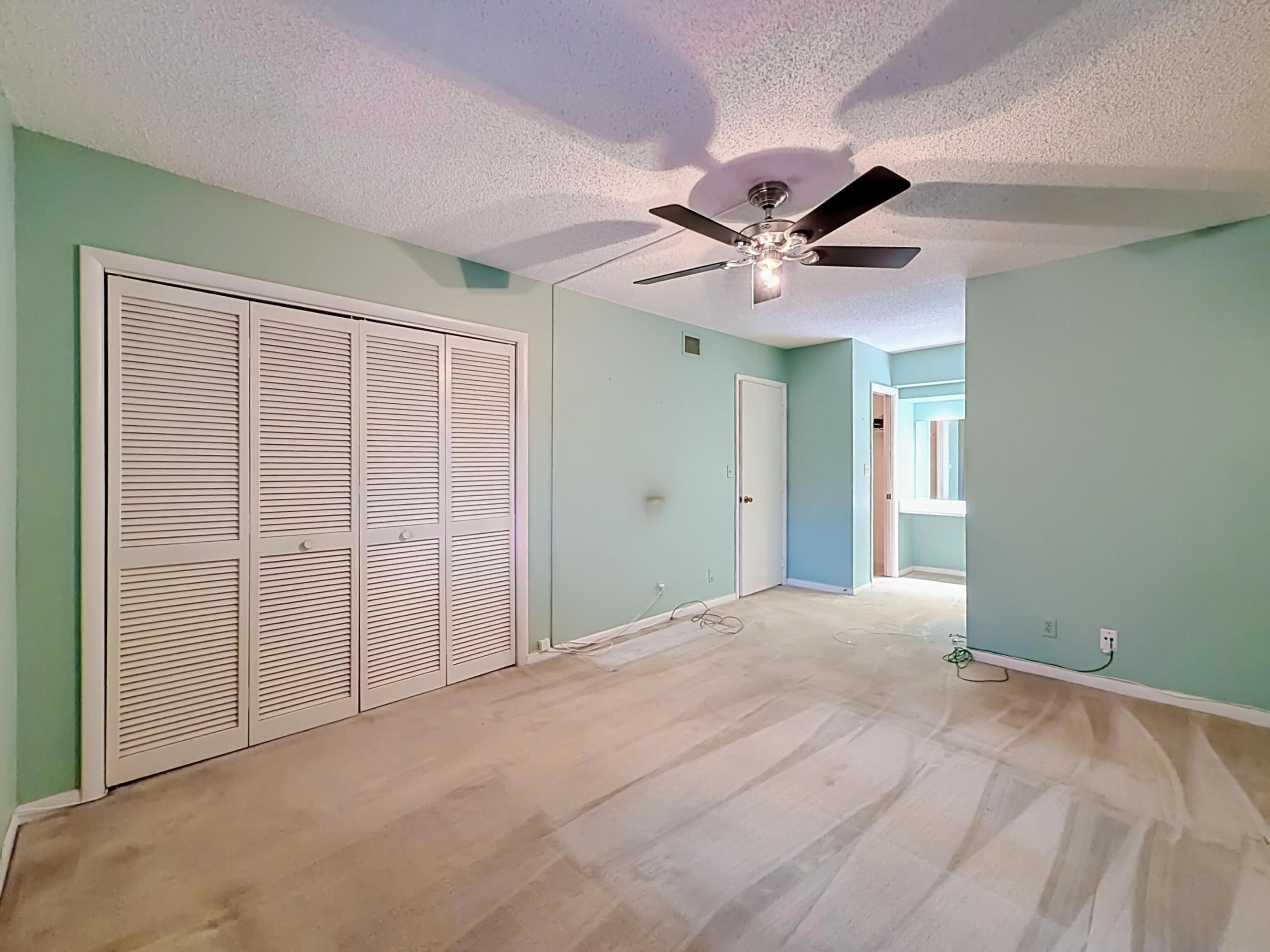 LAKE FOREST CONDO - Residential