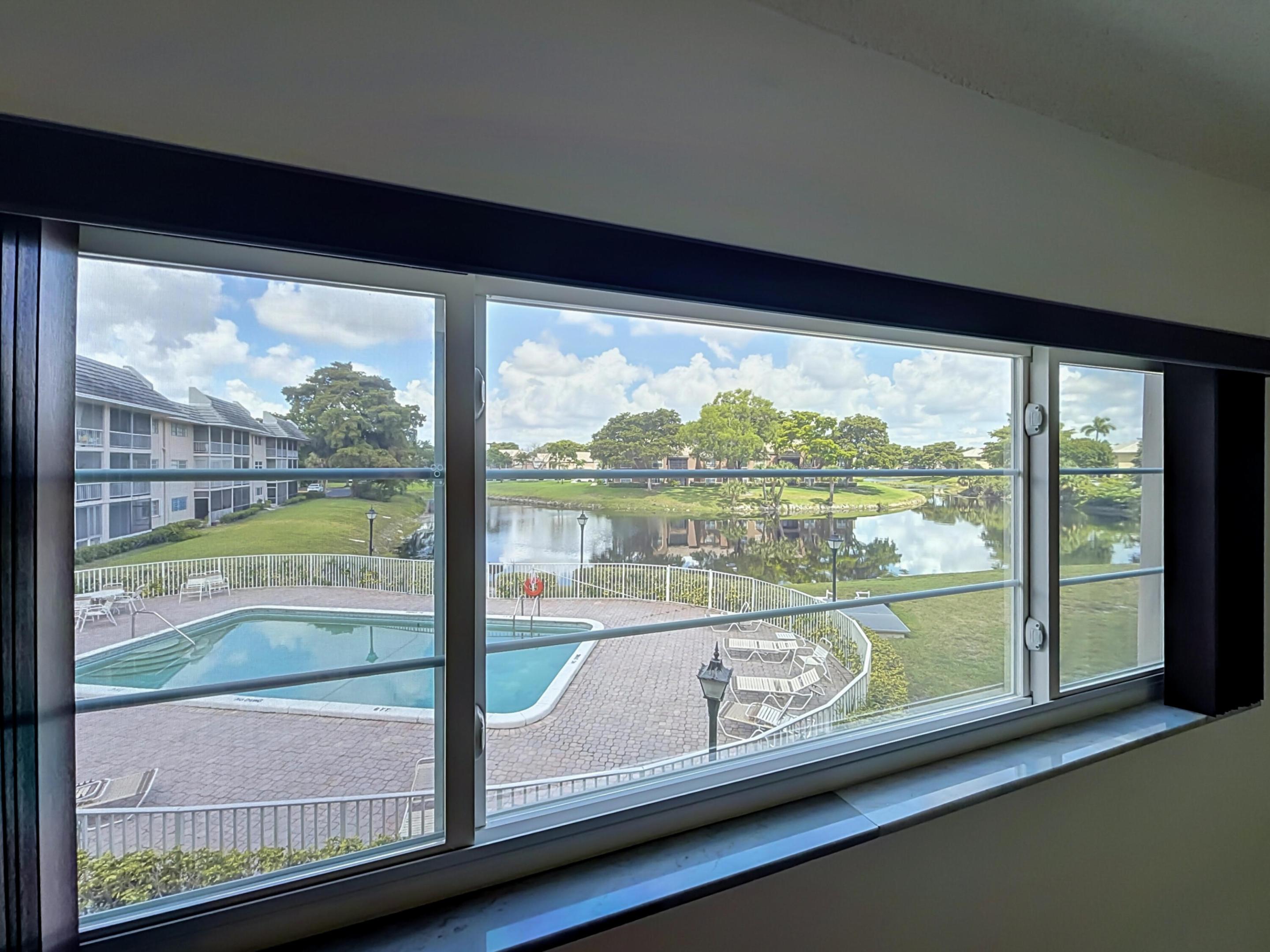 LAKE FOREST CONDO - Residential