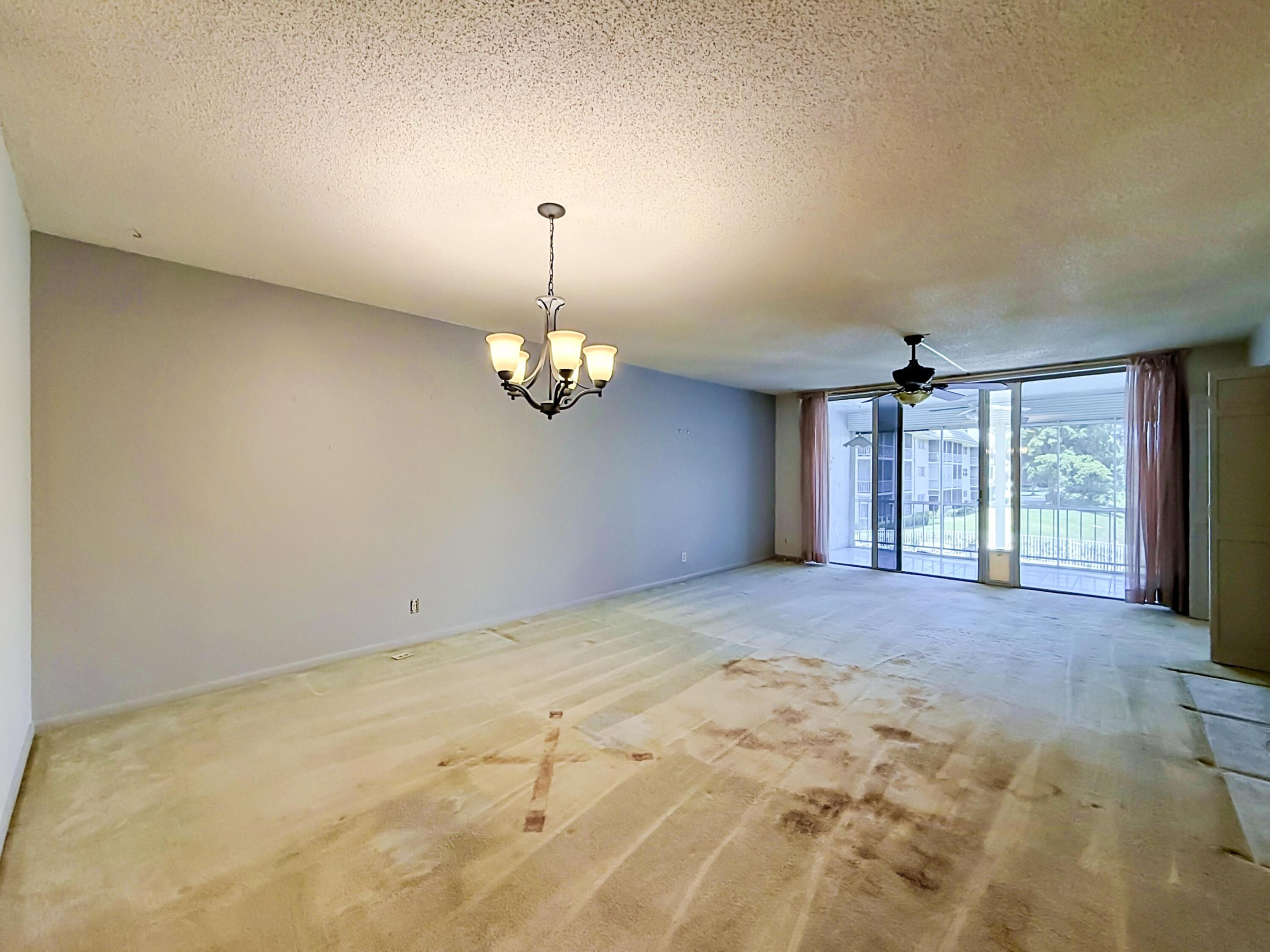 LAKE FOREST CONDO - Residential