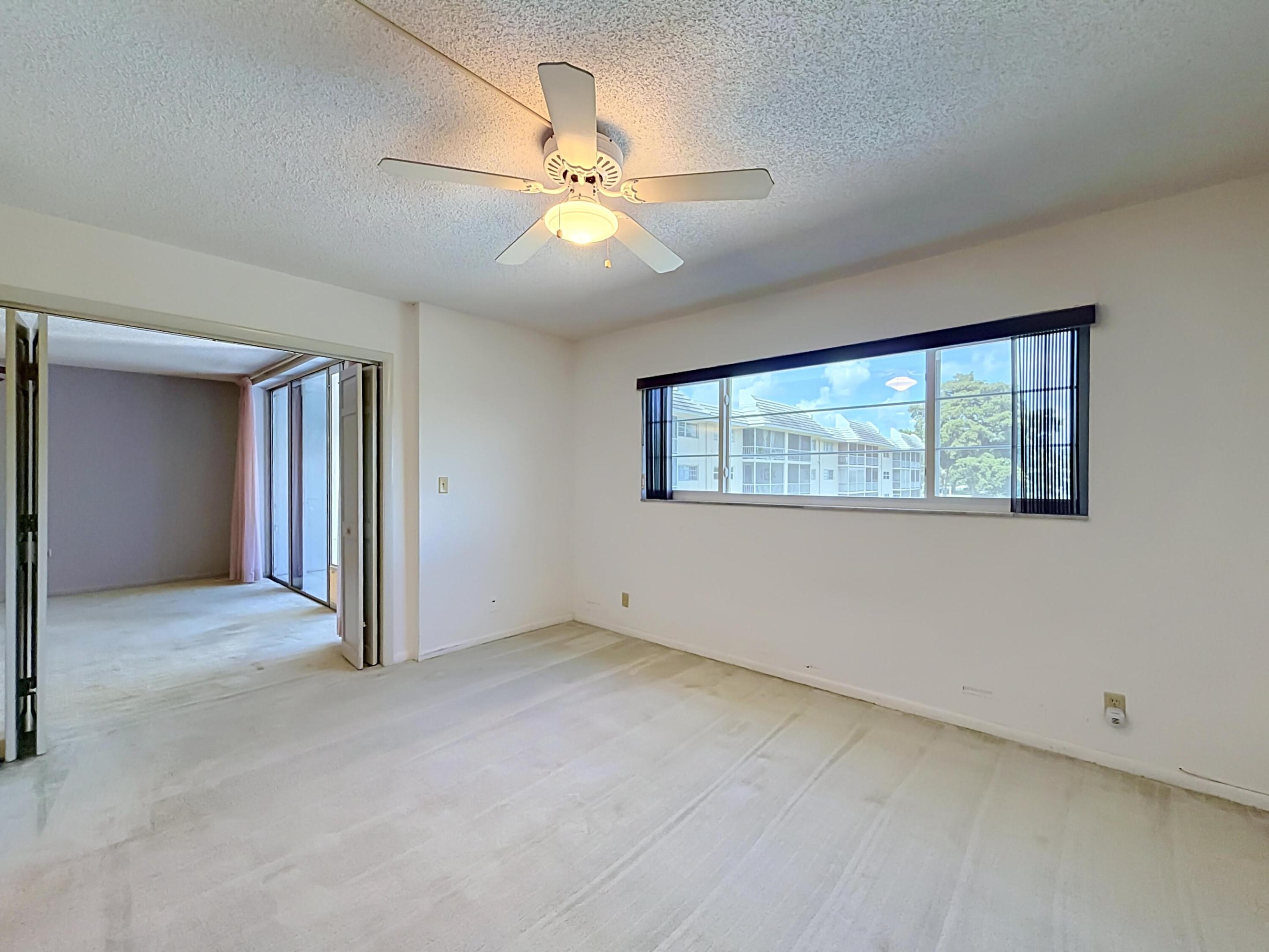 LAKE FOREST CONDO - Residential