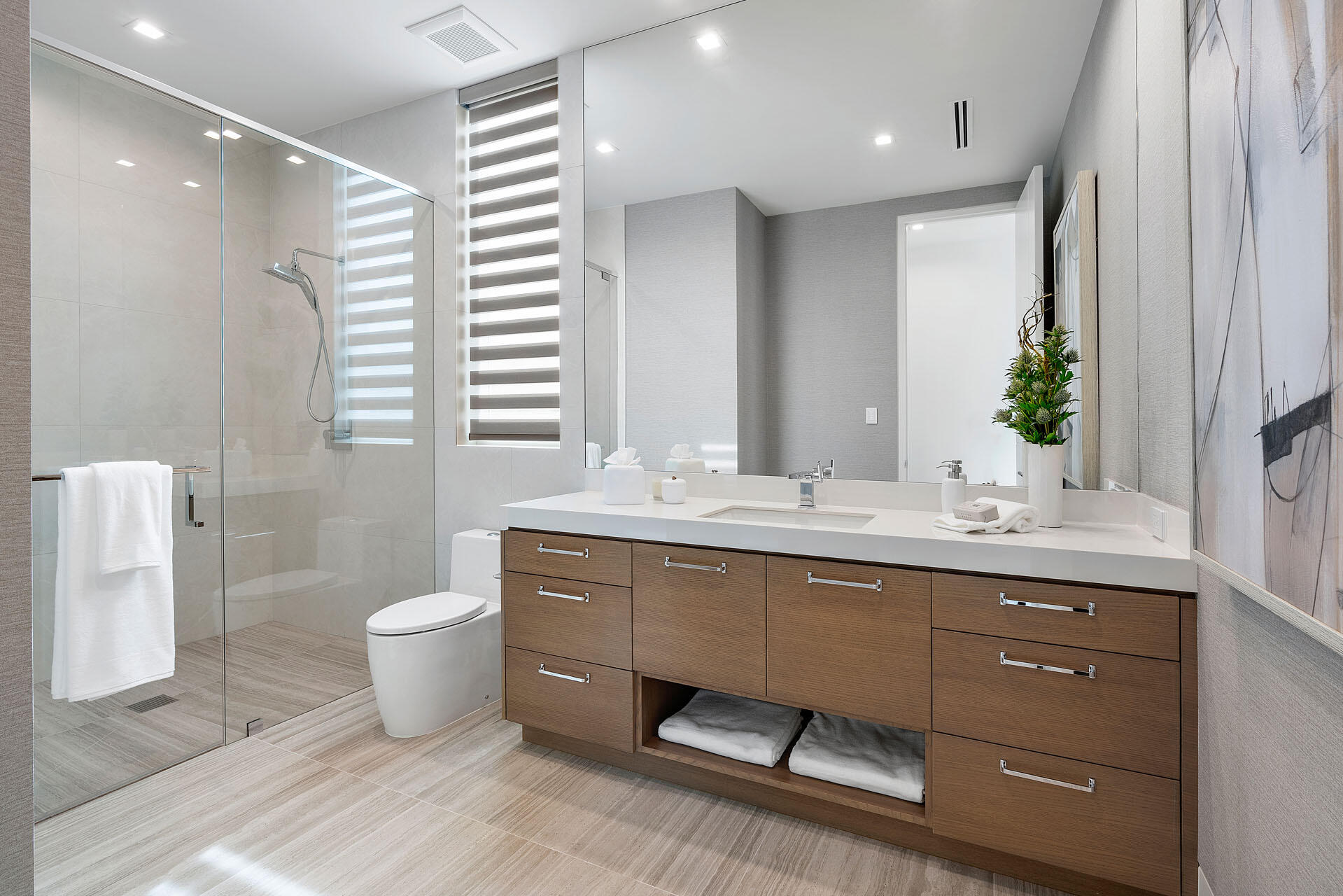 ROYAL PALM YACHT & COUNTRY CLUB - Residential