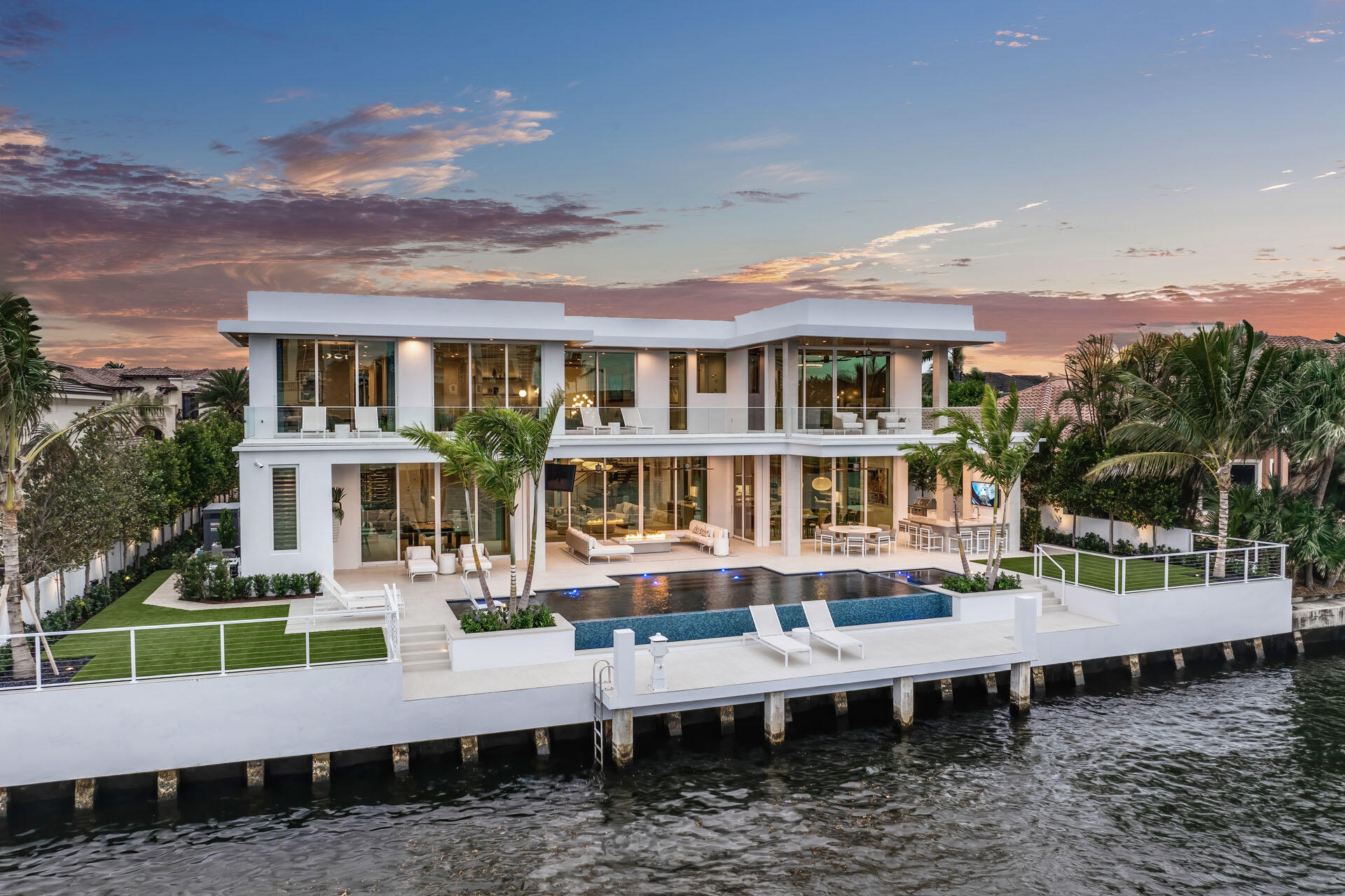 ROYAL PALM YACHT & COUNTRY CLUB - Residential
