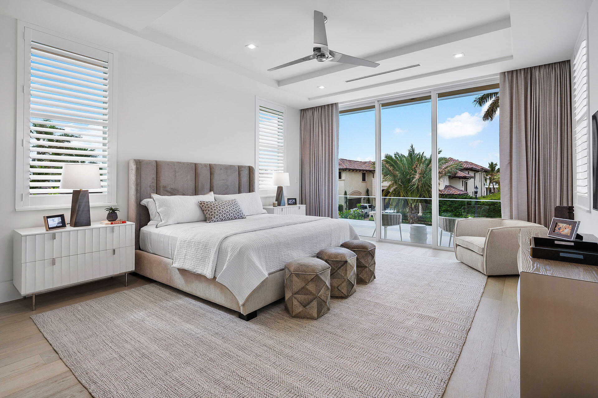 ROYAL PALM YACHT & COUNTRY CLUB - Residential