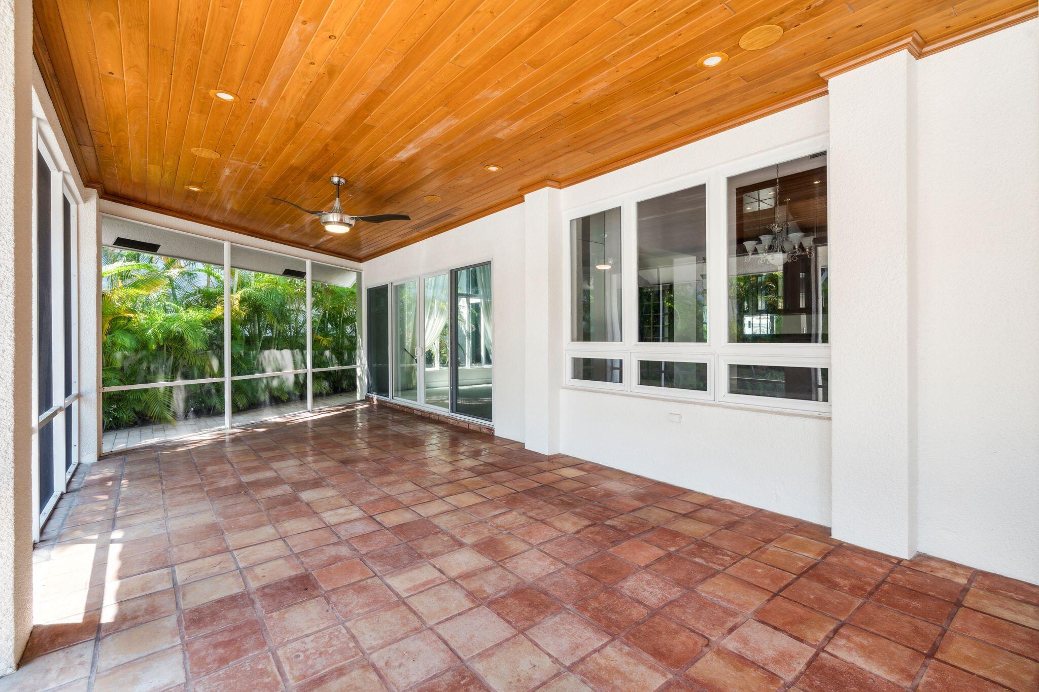 SANCTUARY - Residential