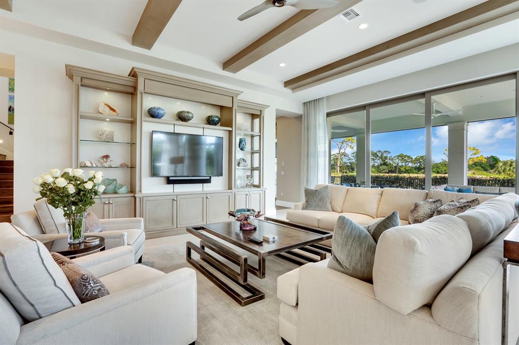 OLD PALM PL 4 - Residential