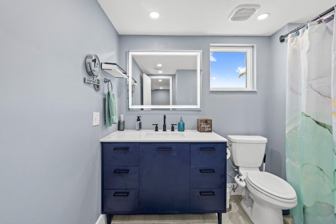 Windswept Club Condo - Residential