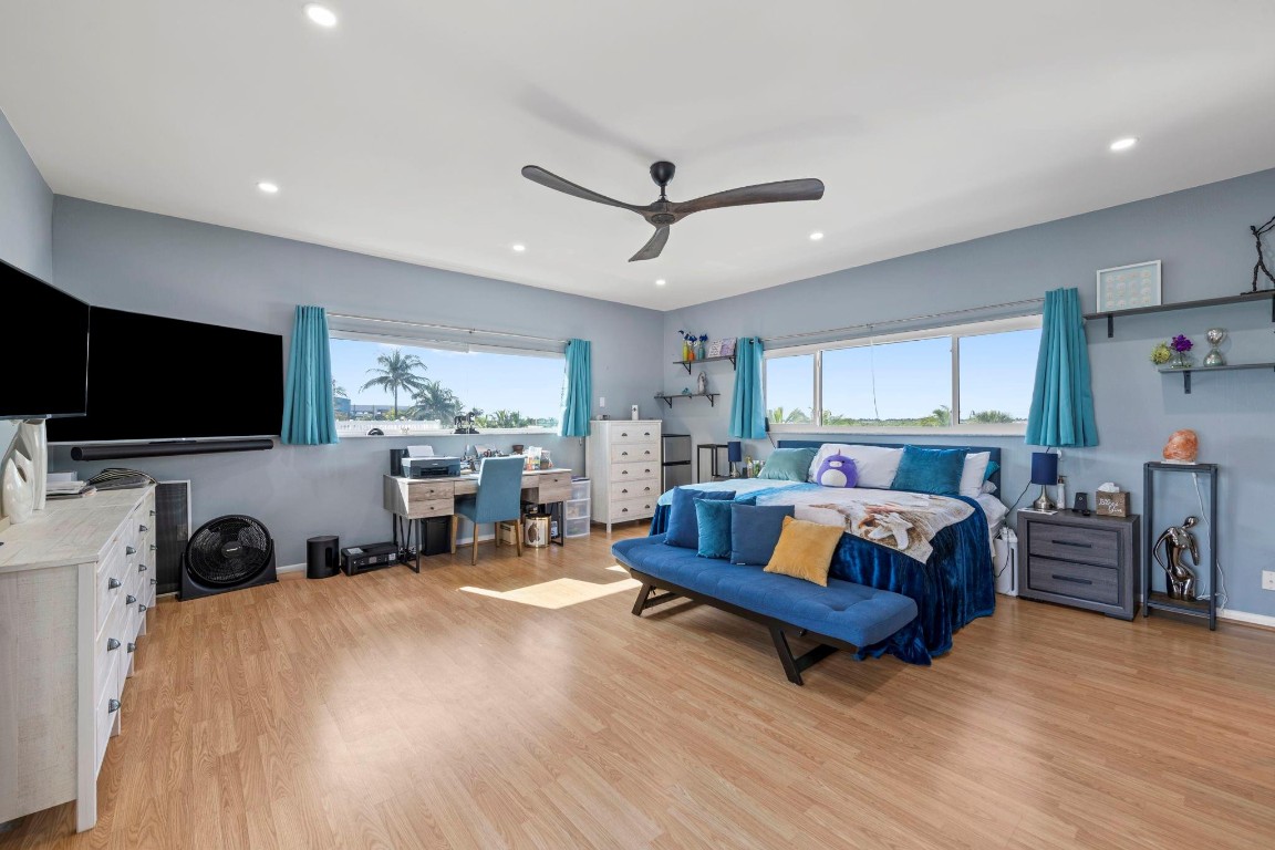 Windswept Club Condo - Residential