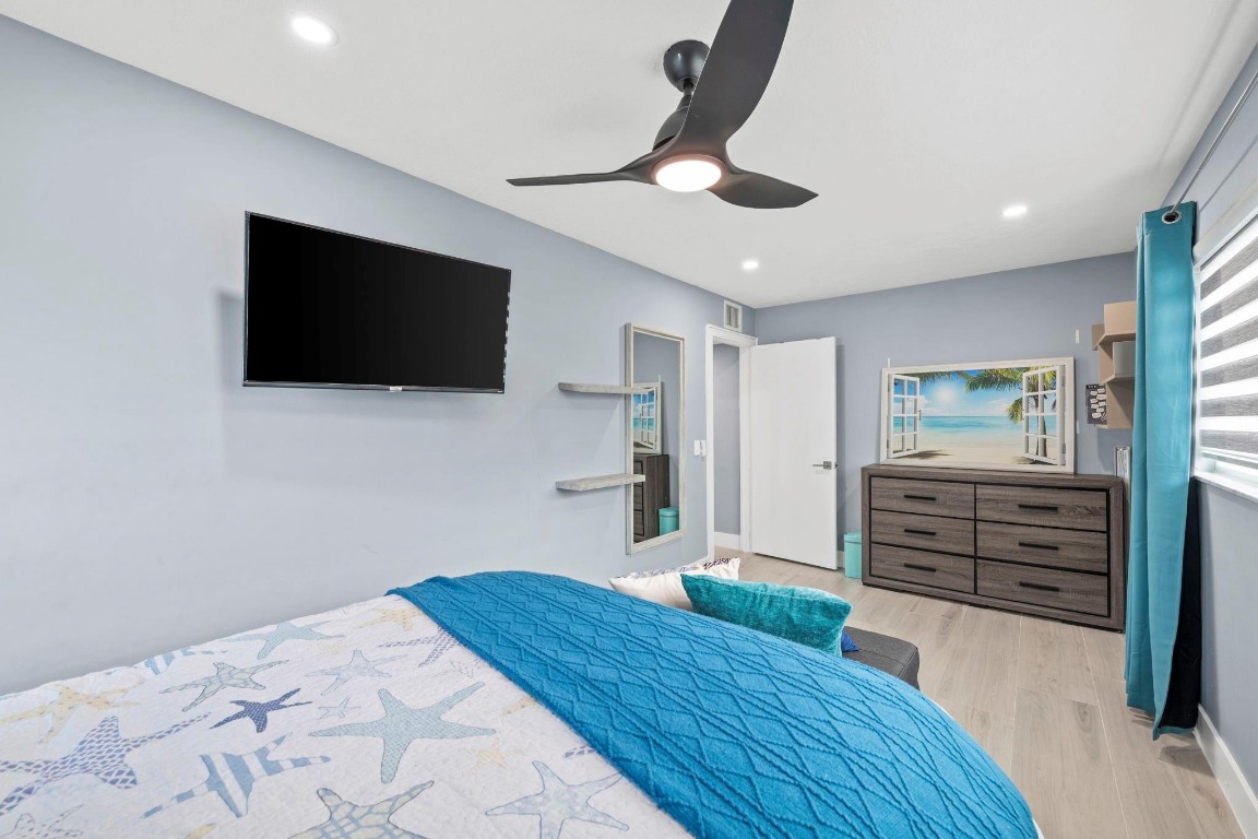 Windswept Club Condo - Residential