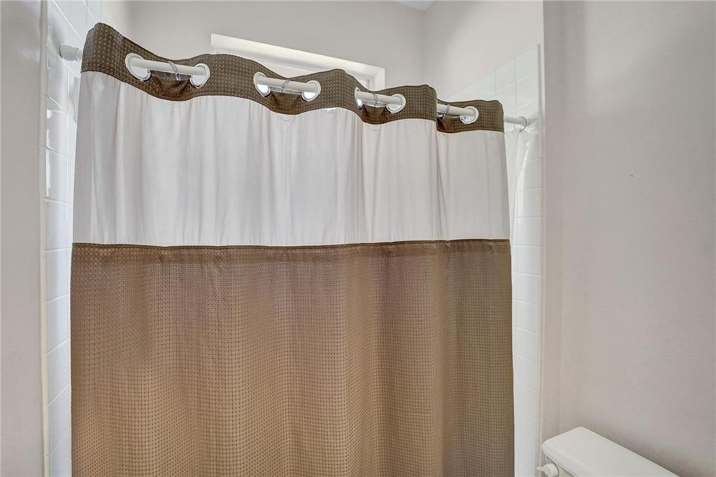 Sector 6 East 155-4 B - Residential