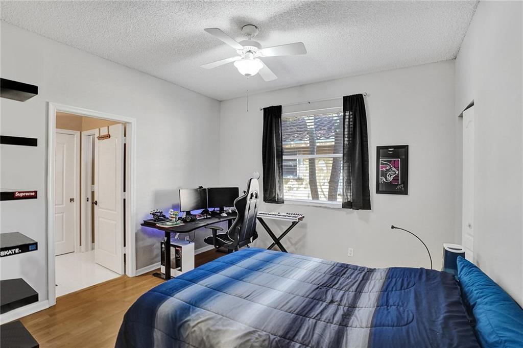 Sector 6 East 155-4 B - Residential
