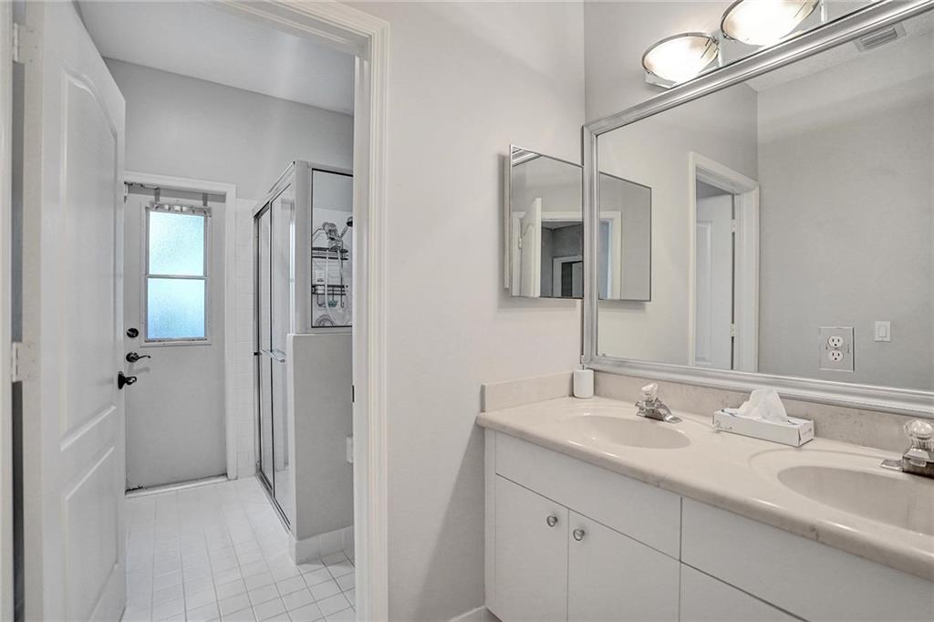 Sector 6 East 155-4 B - Residential