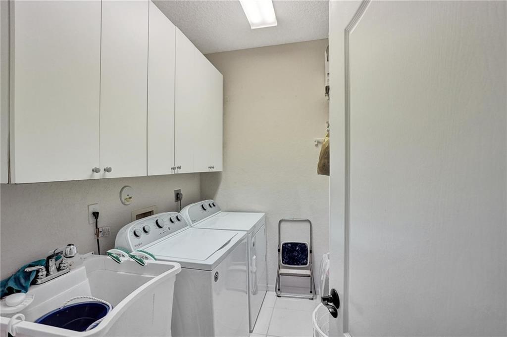 Sector 6 East 155-4 B - Residential