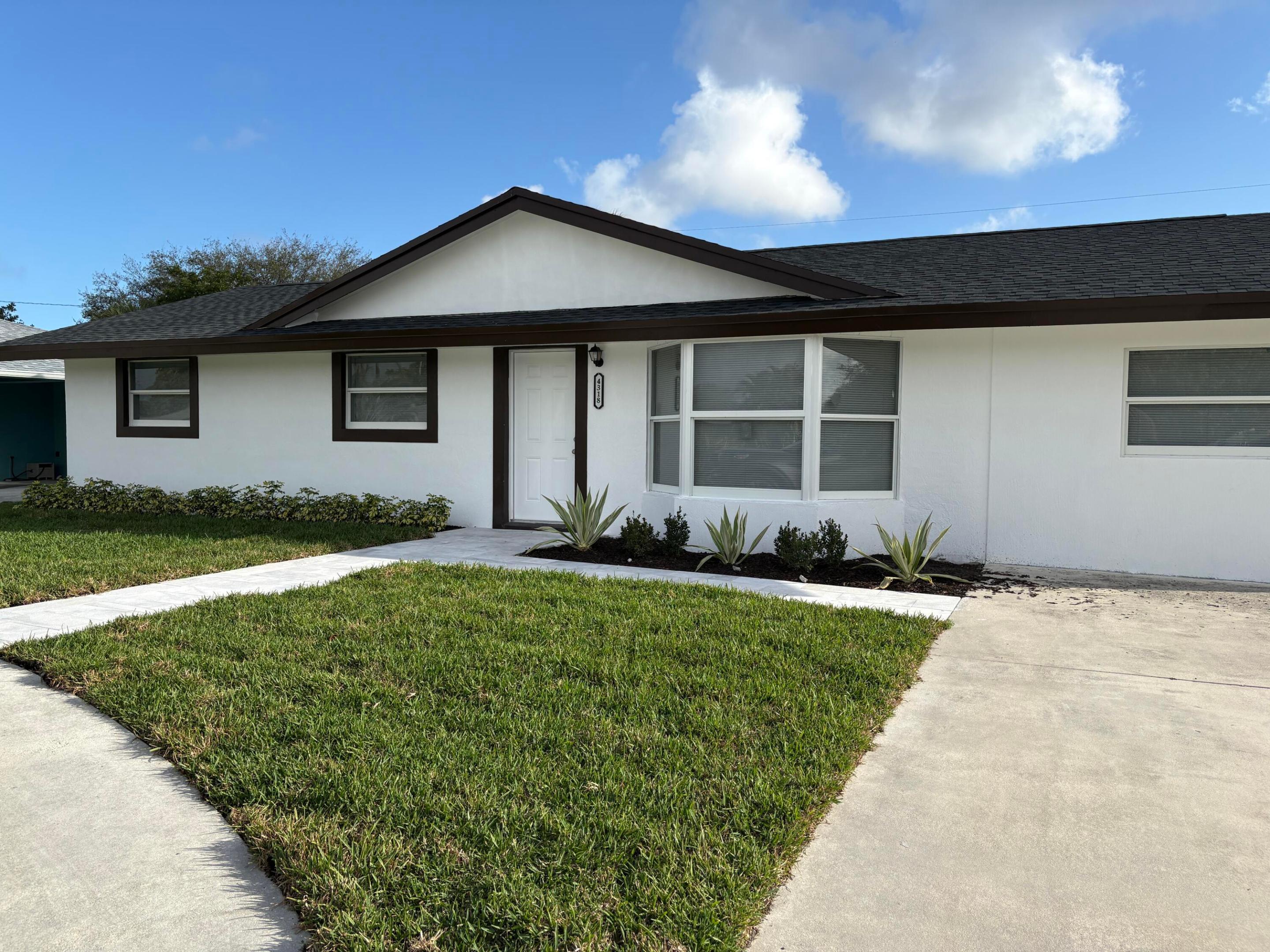 PALM BEACH SQUARE UNIT 5 IN - Residential
