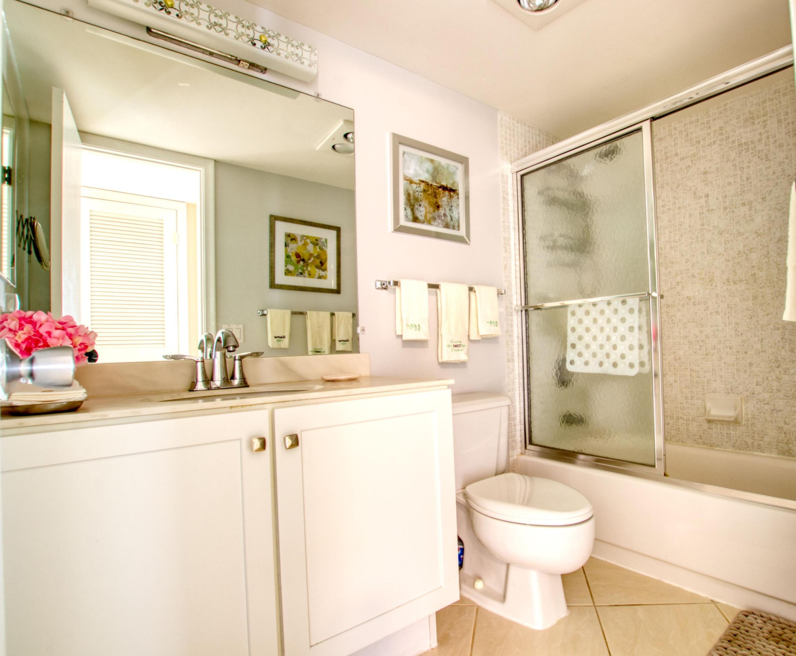 FOUNTAINS OF PALM BEACH CONDO 5 - Residential