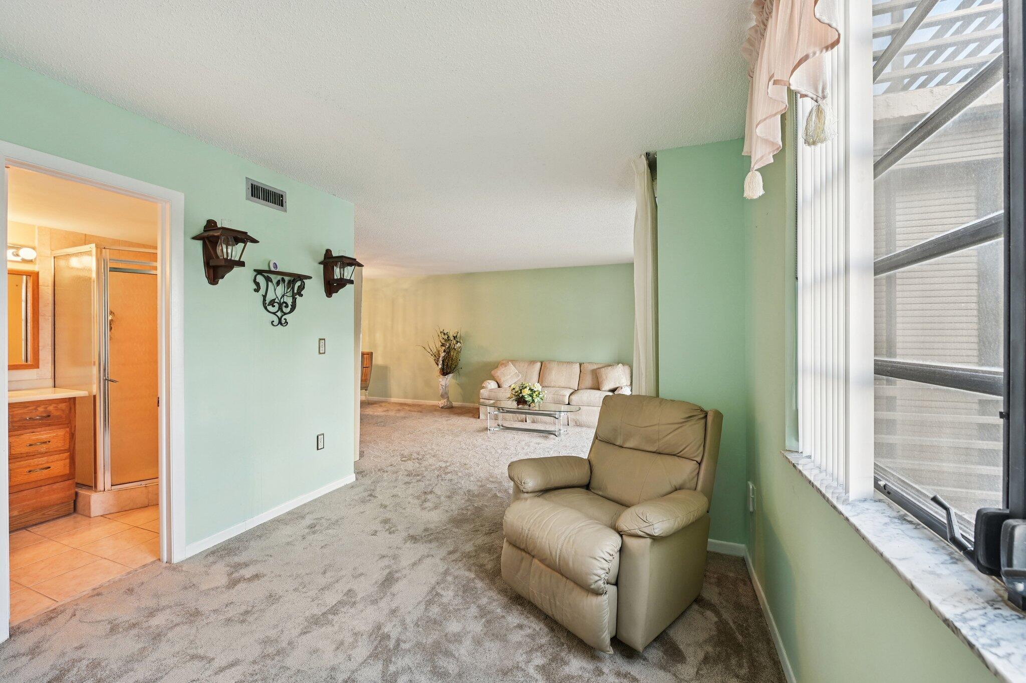 COLONY POINT 4 CONDO - Residential