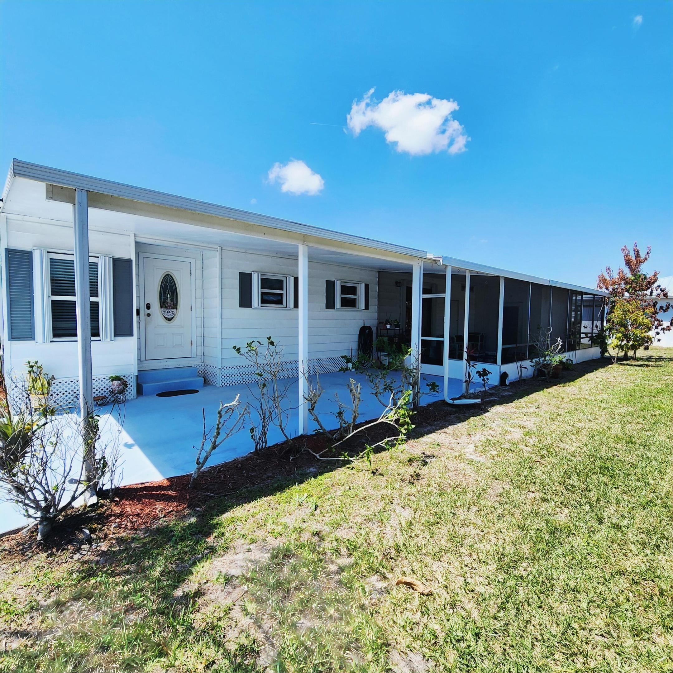 Spanish Lakes Riverfront - Residential